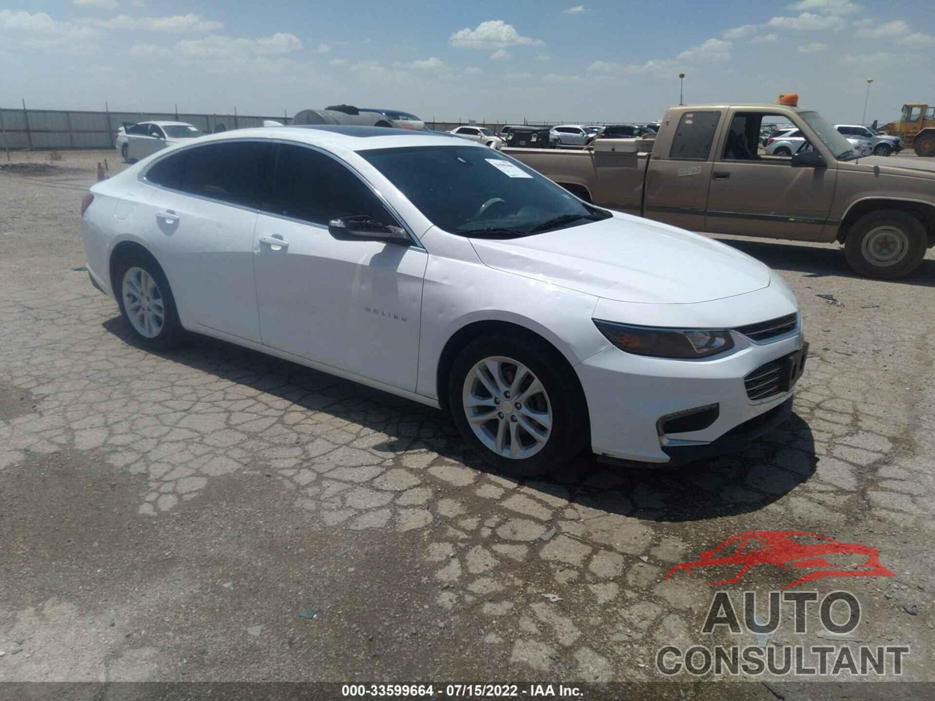 CHEVROLET MALIBU 2018 - 1G1ZD5ST8JF130163