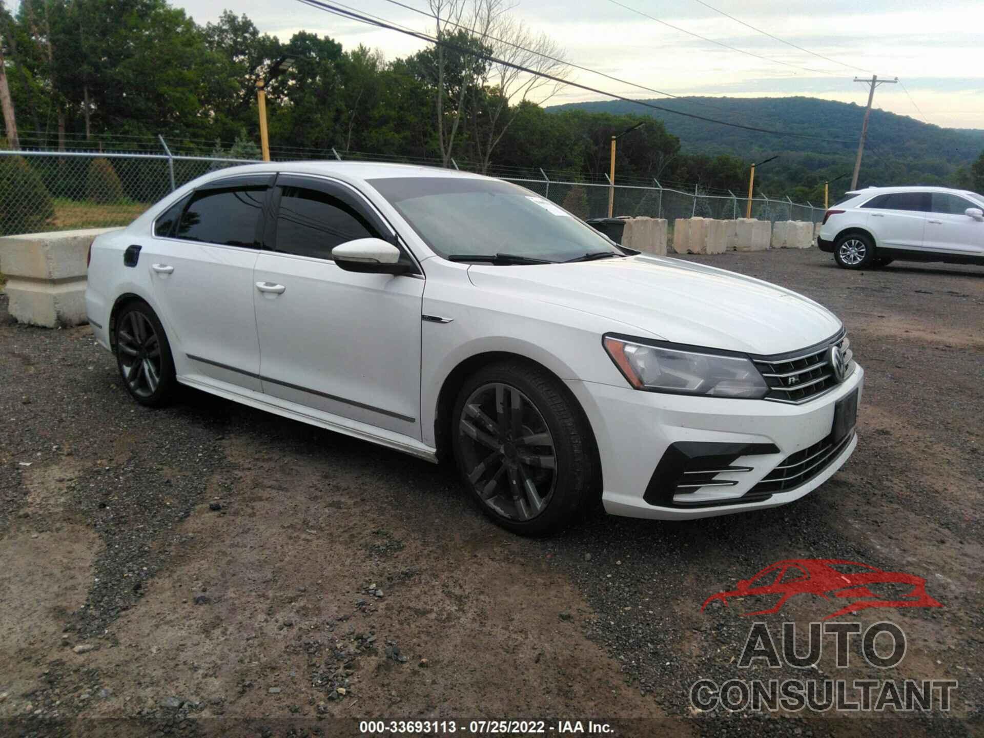VOLKSWAGEN PASSAT 2017 - 1VWDT7A3XHC053886
