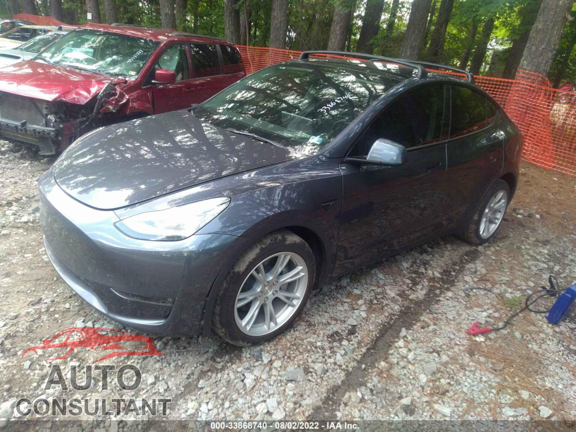 TESLA MODEL Y 2021 - 5YJYGDEE0MF254955
