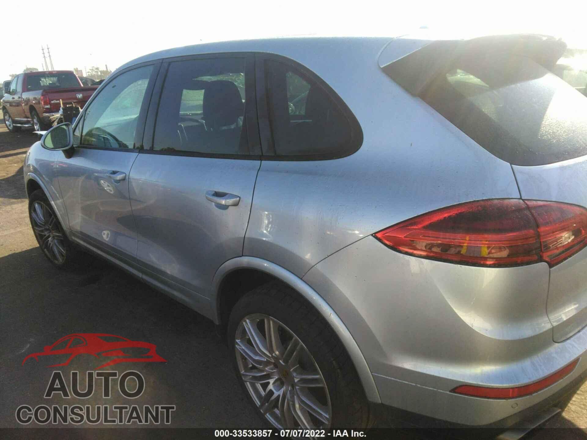 PORSCHE CAYENNE 2017 - WP1AA2A28HKA85097