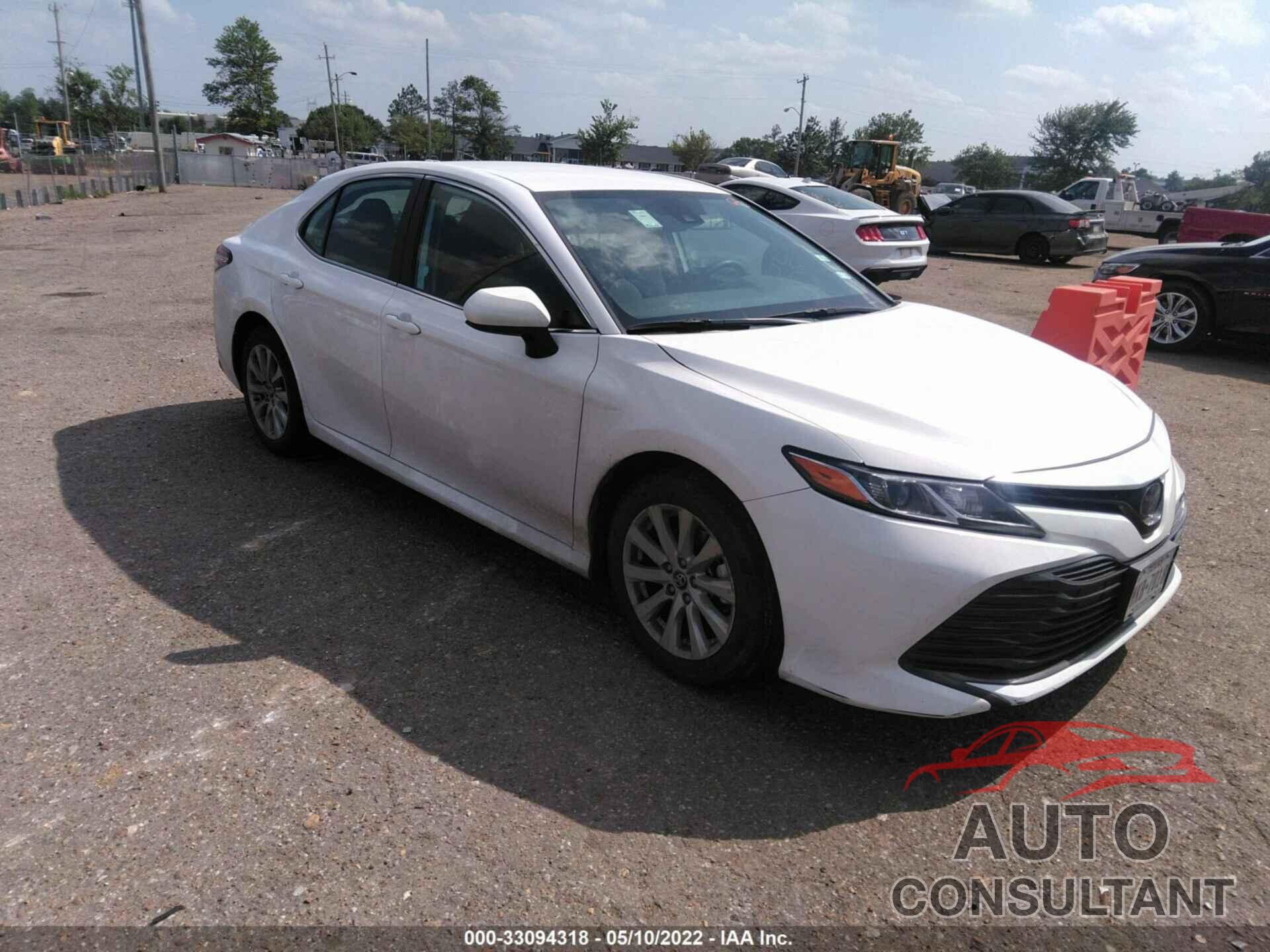 TOYOTA CAMRY 2020 - 4T1C11AKXLU928603