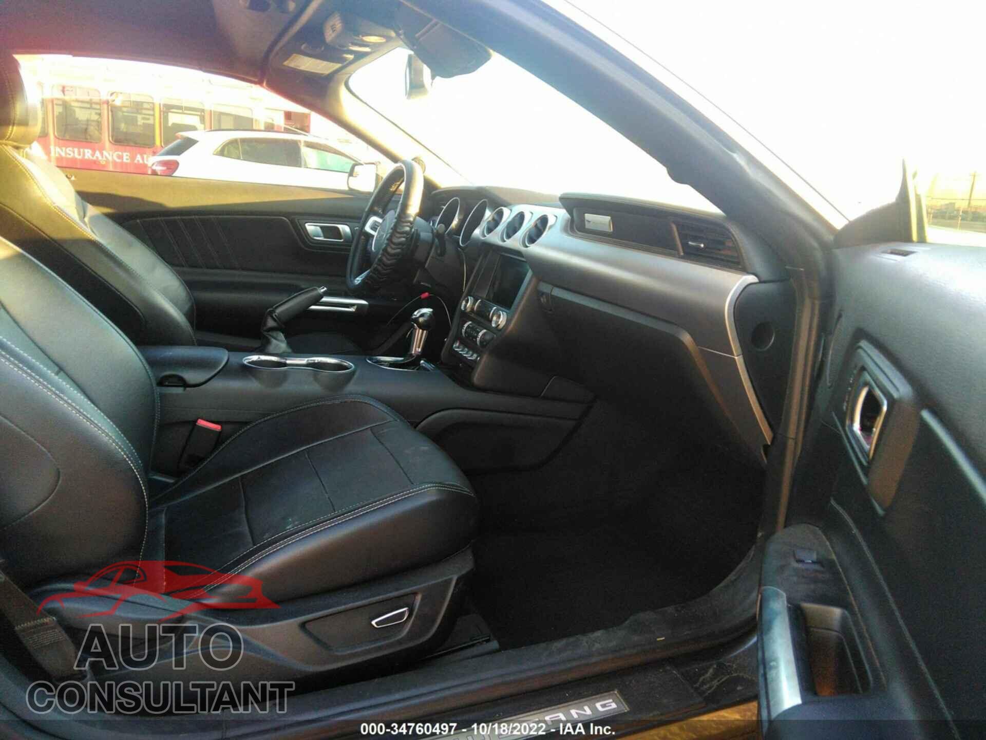 FORD MUSTANG 2018 - 1FATP8UH0J5110127