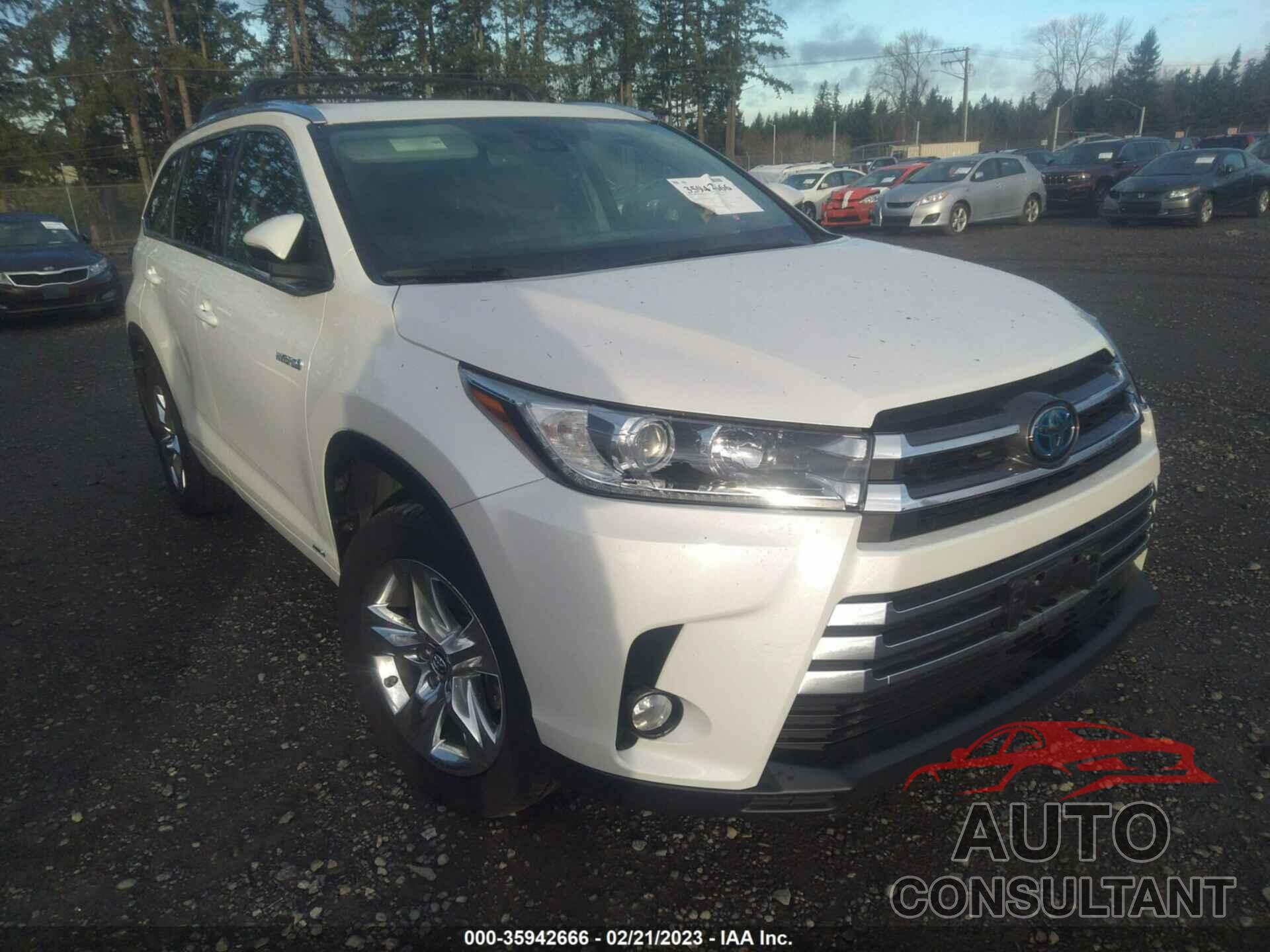 TOYOTA HIGHLANDER 2018 - 5TDDGRFH0JS047266