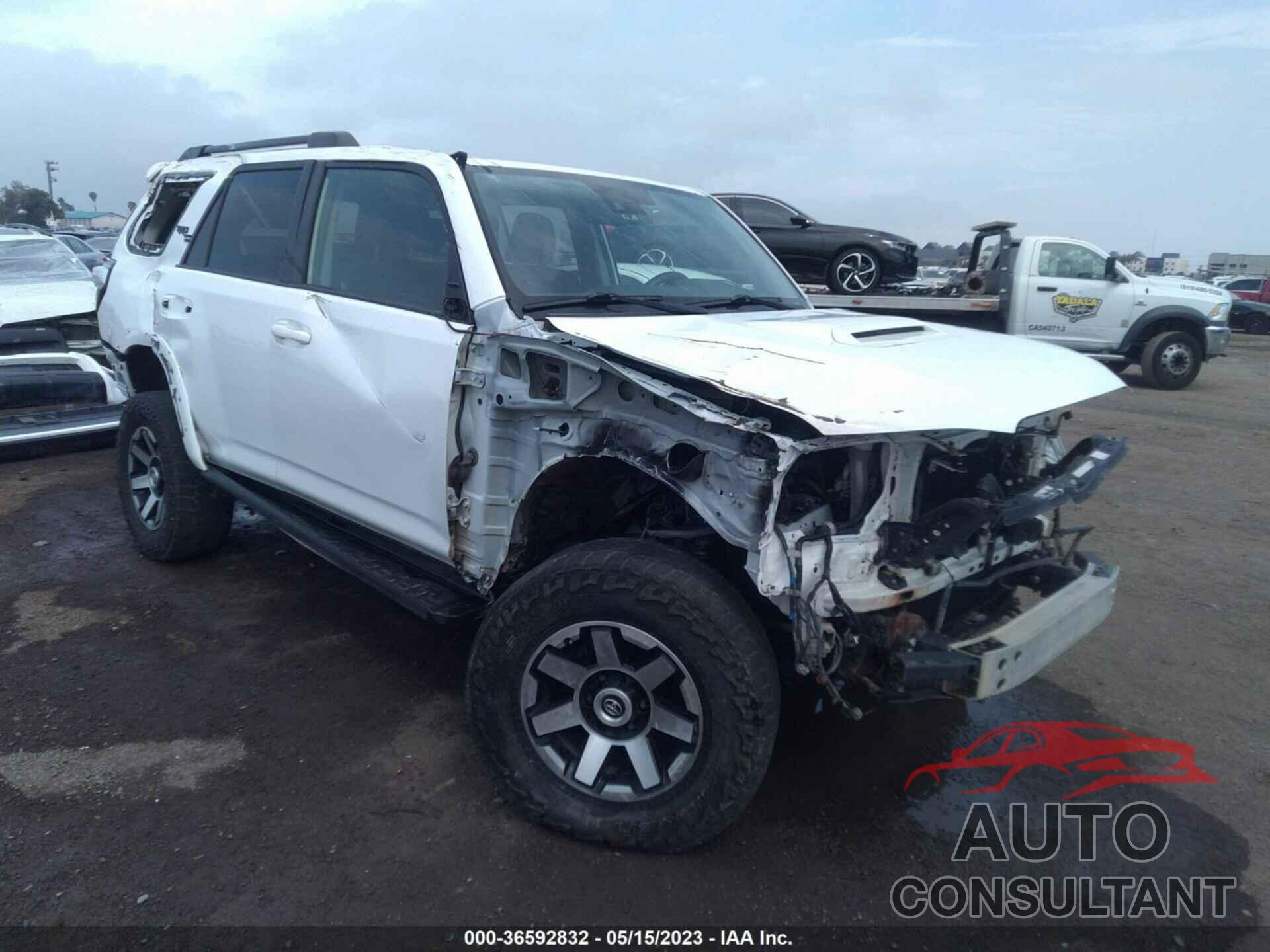 TOYOTA 4RUNNER 2020 - JTEBU5JR6L5756569