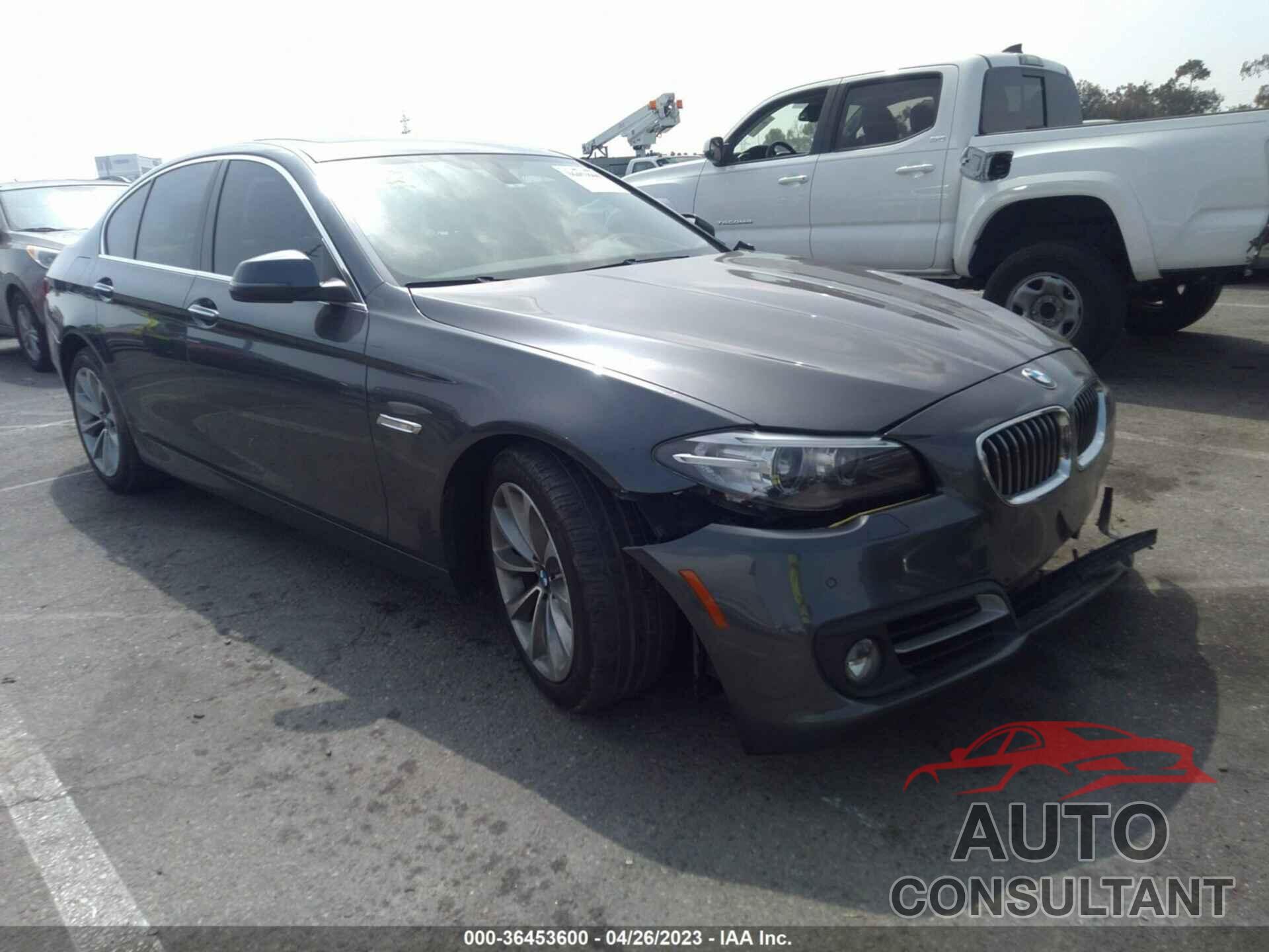 BMW 5 SERIES 2016 - WBA5A5C51GD528444