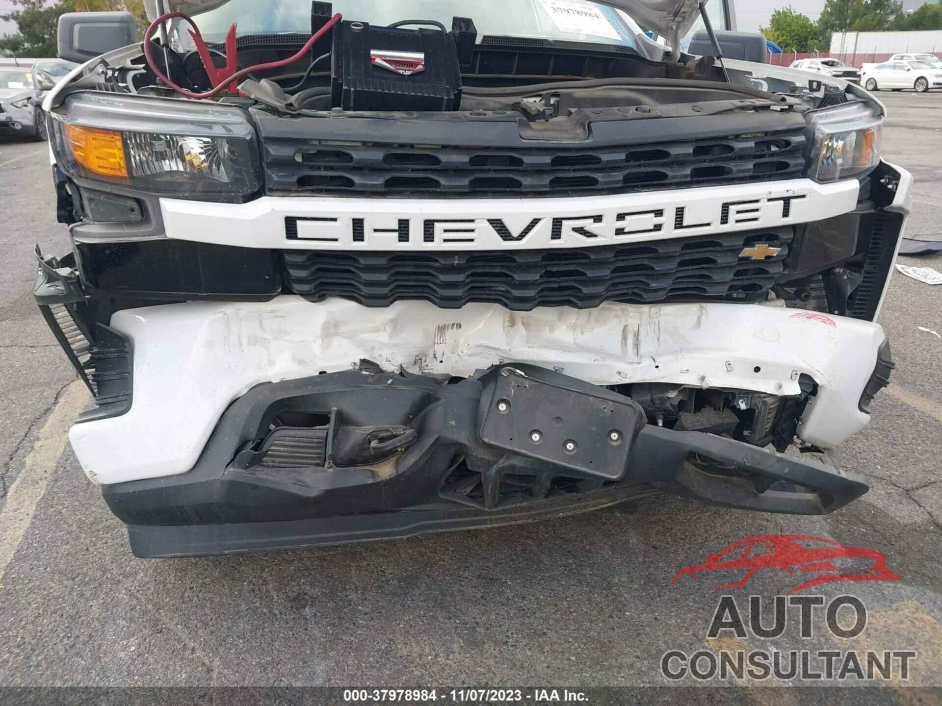 CHEVROLET SILVERADO 1500 2021 - 1GCRWBEK2MZ281280