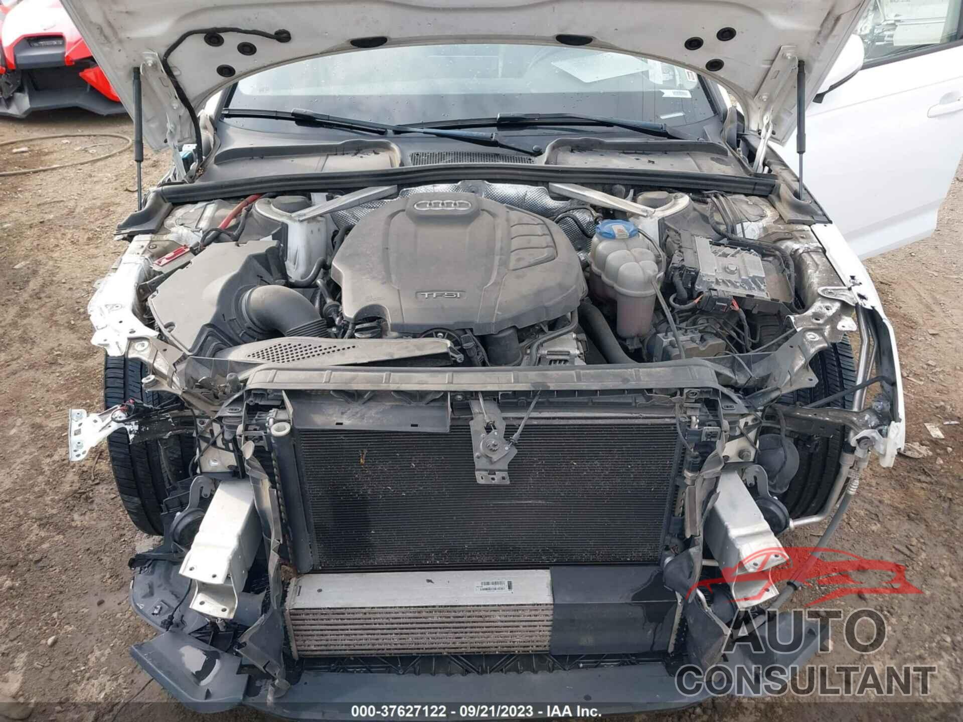 AUDI A4 2017 - WAUDNAF44HN045148