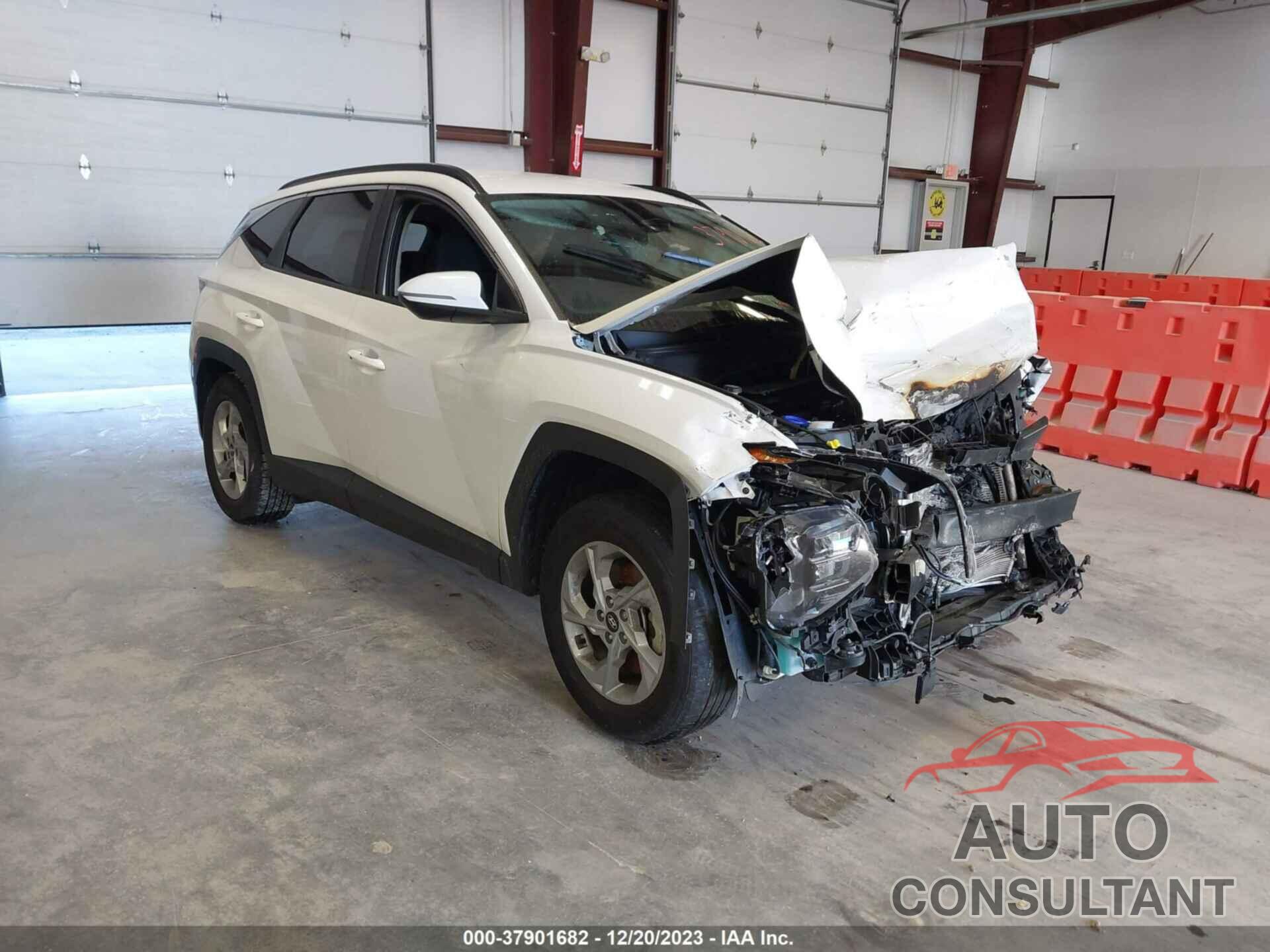 HYUNDAI TUCSON 2022 - 5NMJBCAE5NH140143