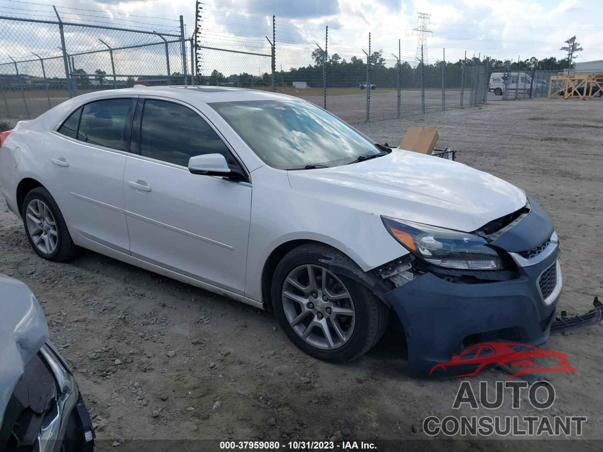 CHEVROLET MALIBU 2015 - 1G11C5SL2FF133910