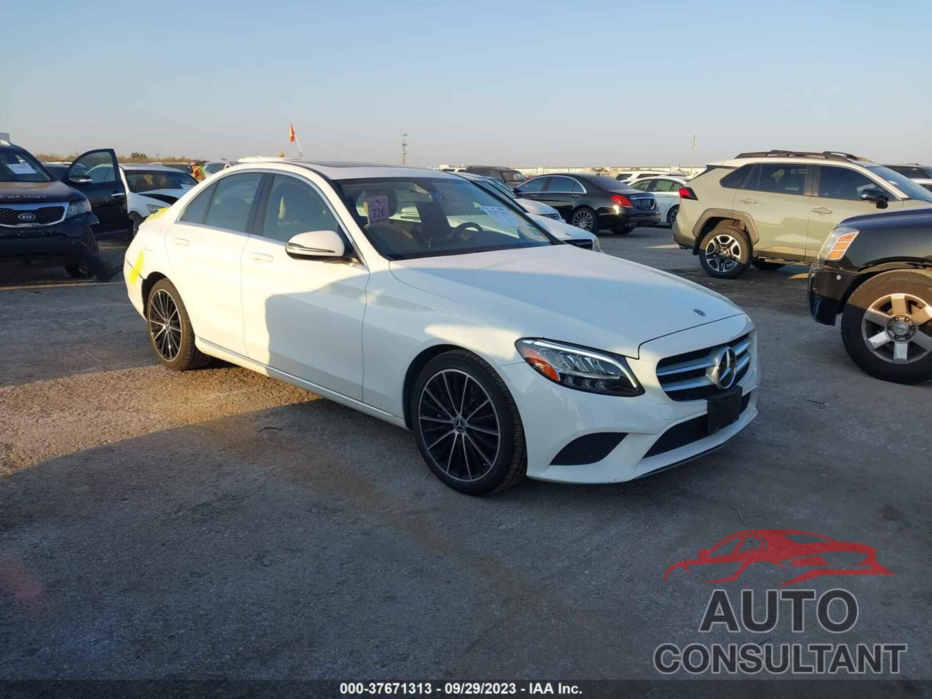 MERCEDES-BENZ C 300 2019 - 55SWF8DB2KU288822