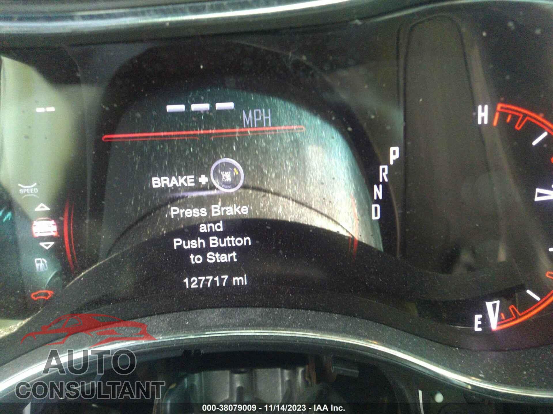 DODGE DURANGO 2018 - 1C4RDHAG8JC384857