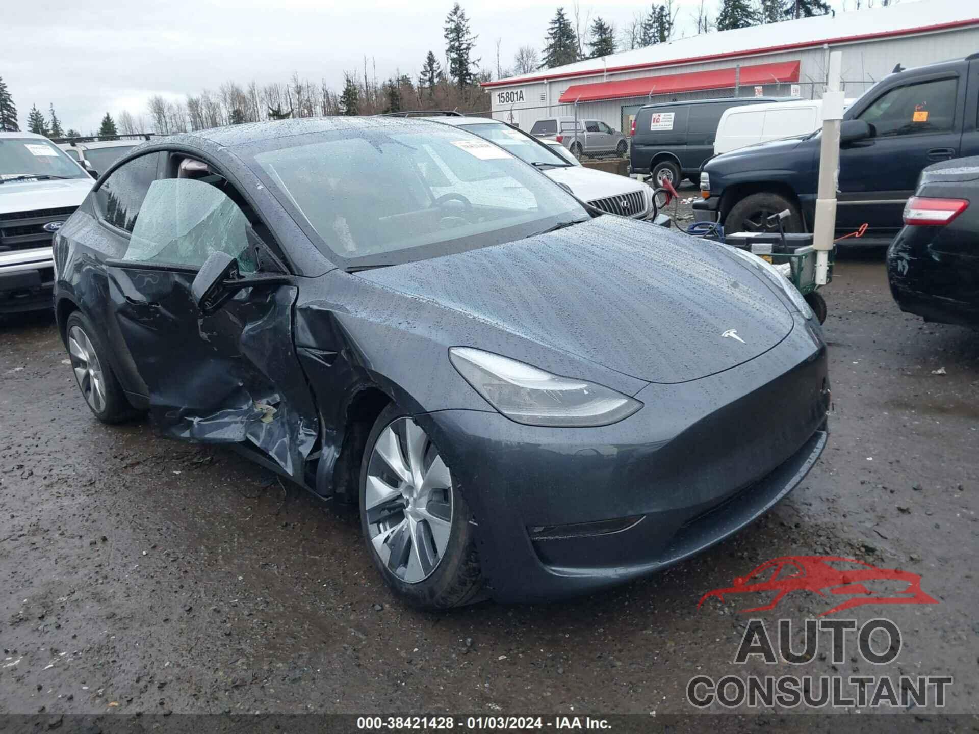 TESLA MODEL Y 2023 - 7SAYGDEE8PF907703