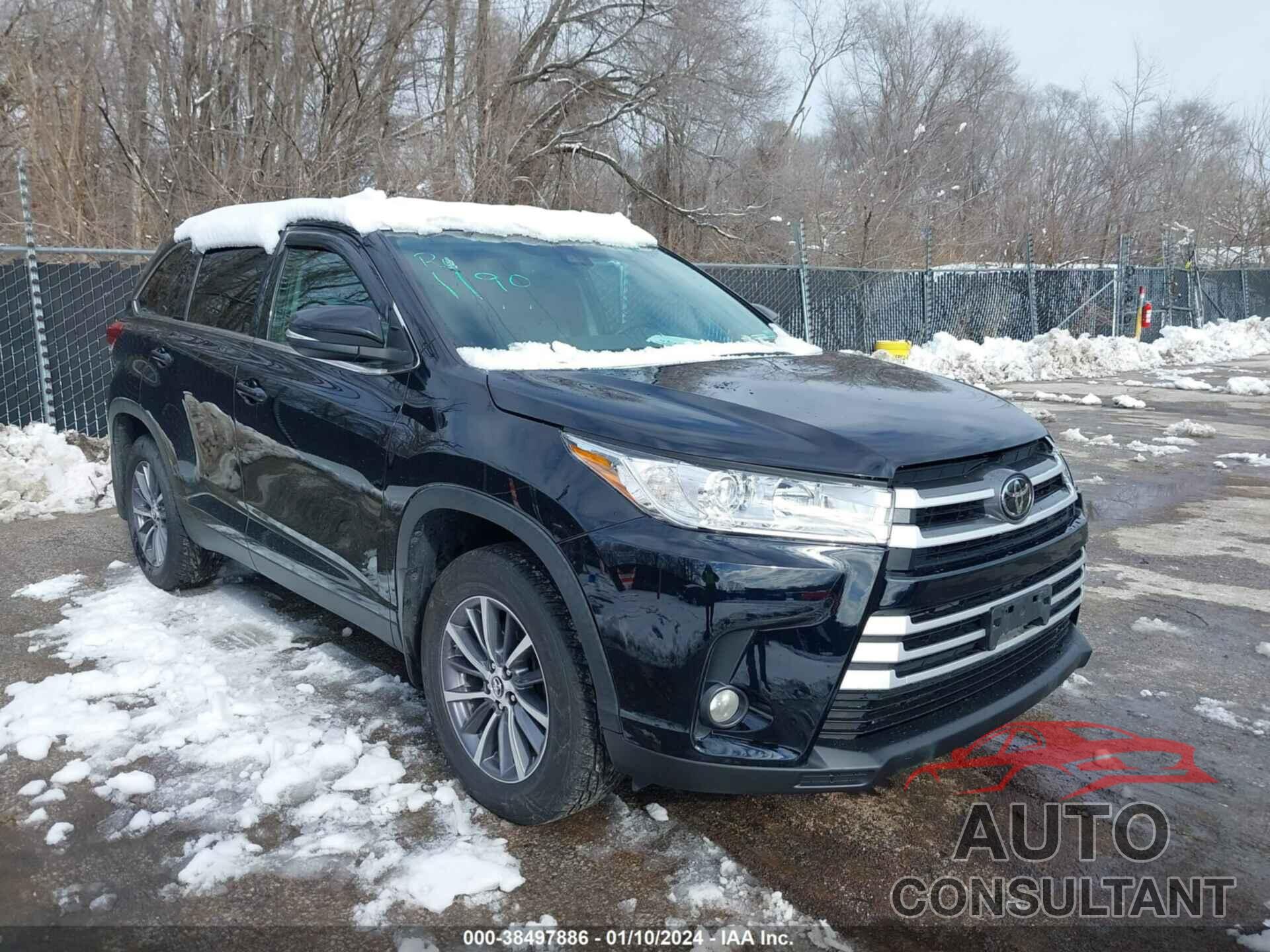 TOYOTA HIGHLANDER 2019 - 5TDJZRFH0KS595928