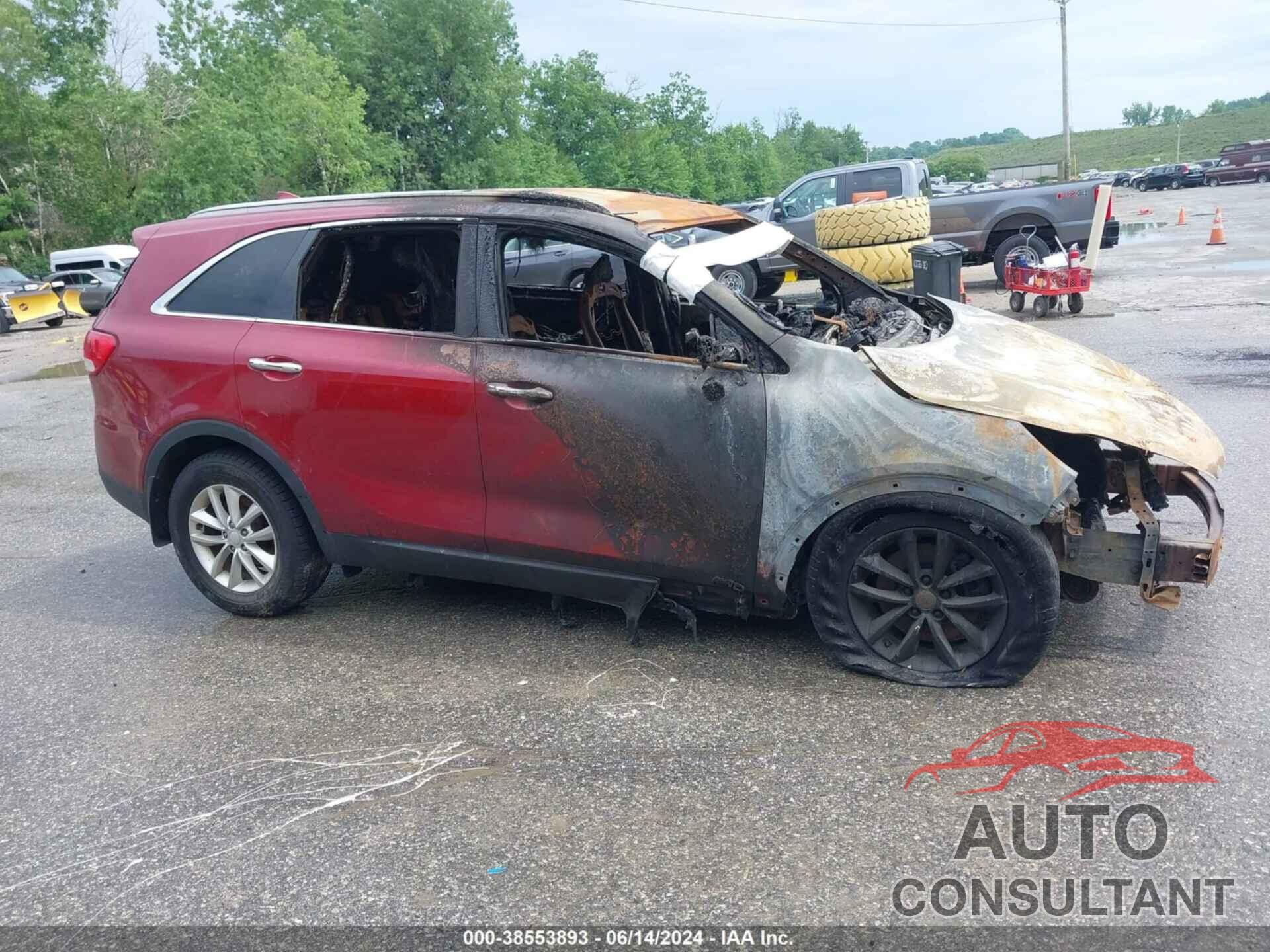 KIA SORENTO 2018 - 5XYPGDA36JG424448