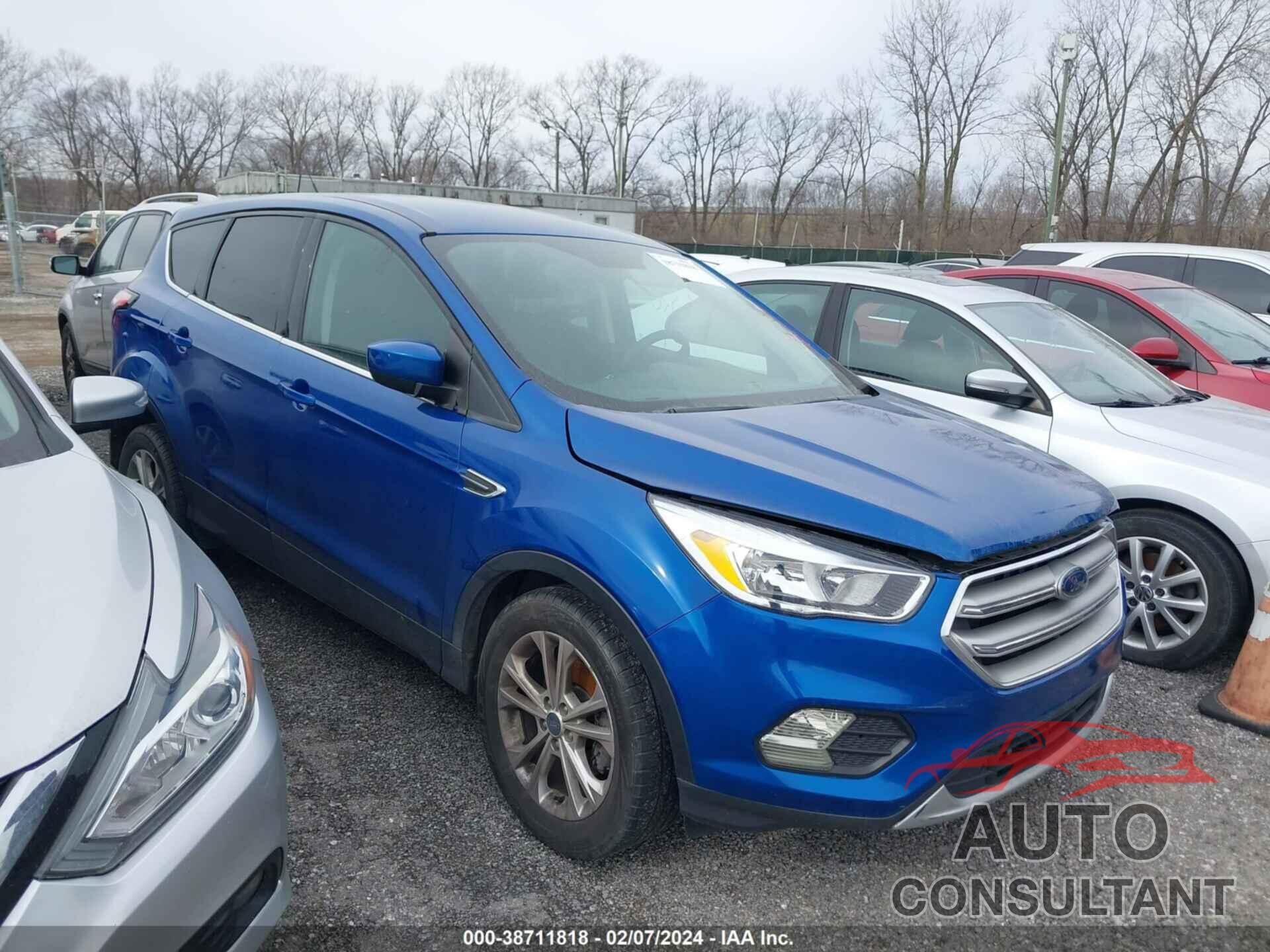 FORD ESCAPE 2017 - 1FMCU0GD9HUC55644