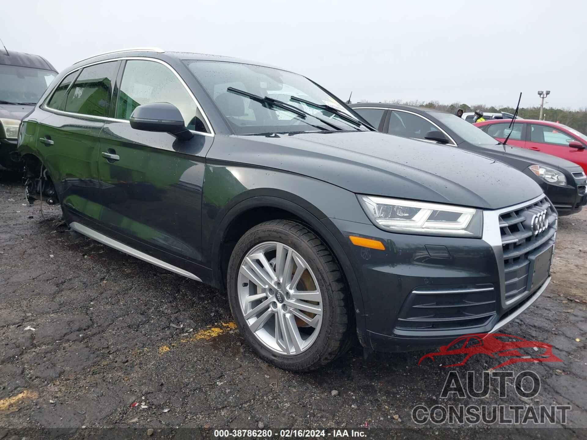 AUDI Q5 2018 - WA1BNAFY0J2025901