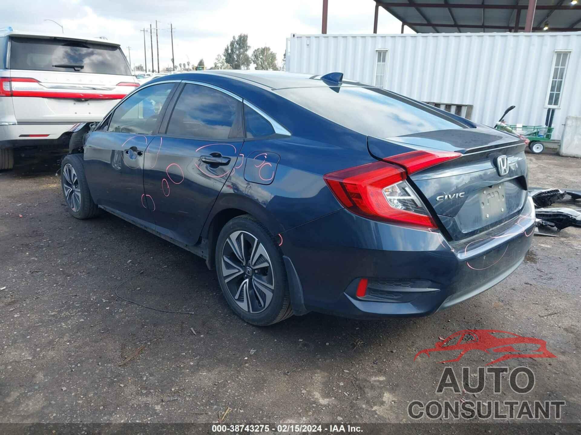 HONDA CIVIC 2018 - JHMFC1F3XJX008106