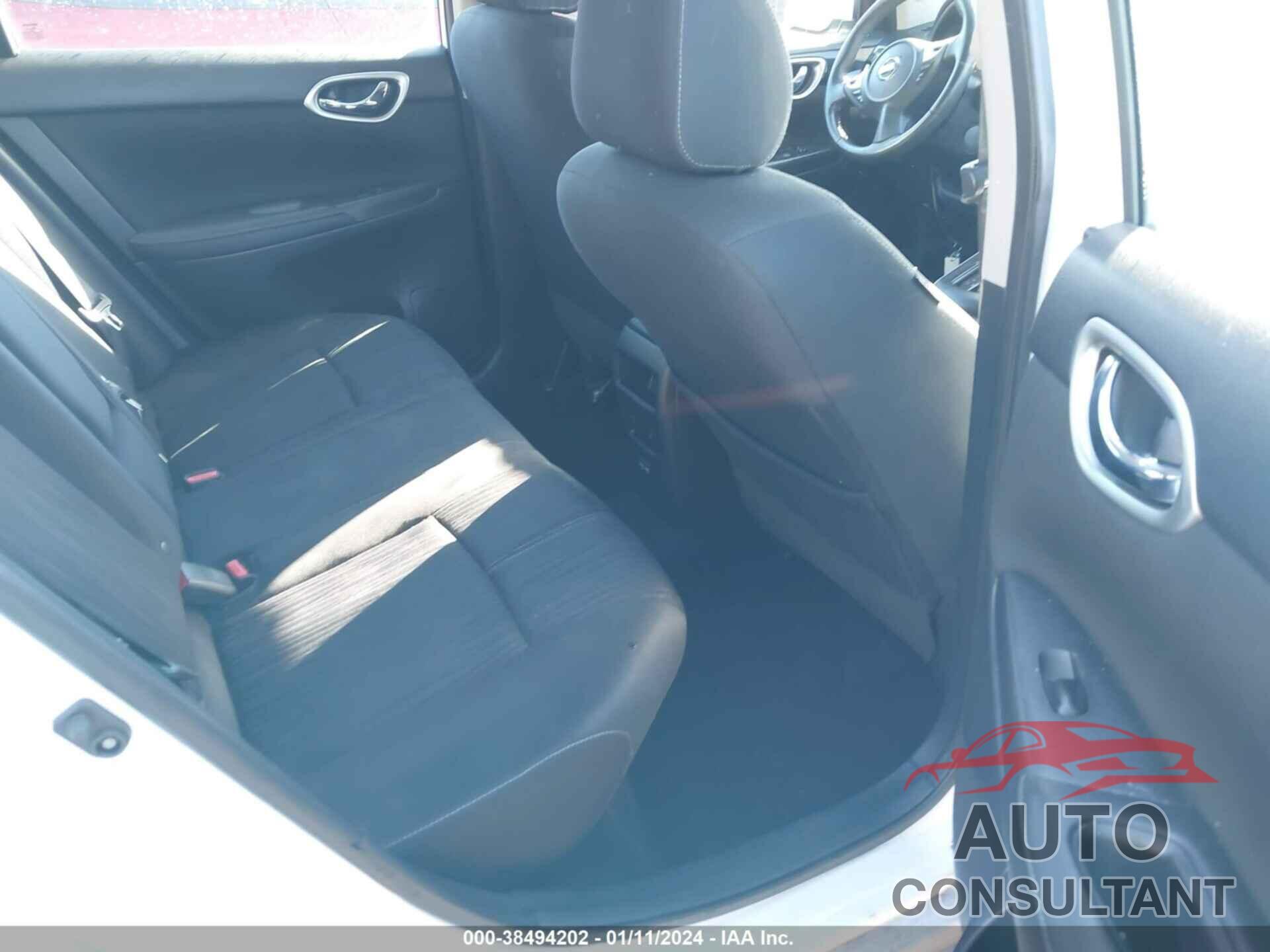 NISSAN SENTRA 2018 - 3N1AB7AP6JY229523