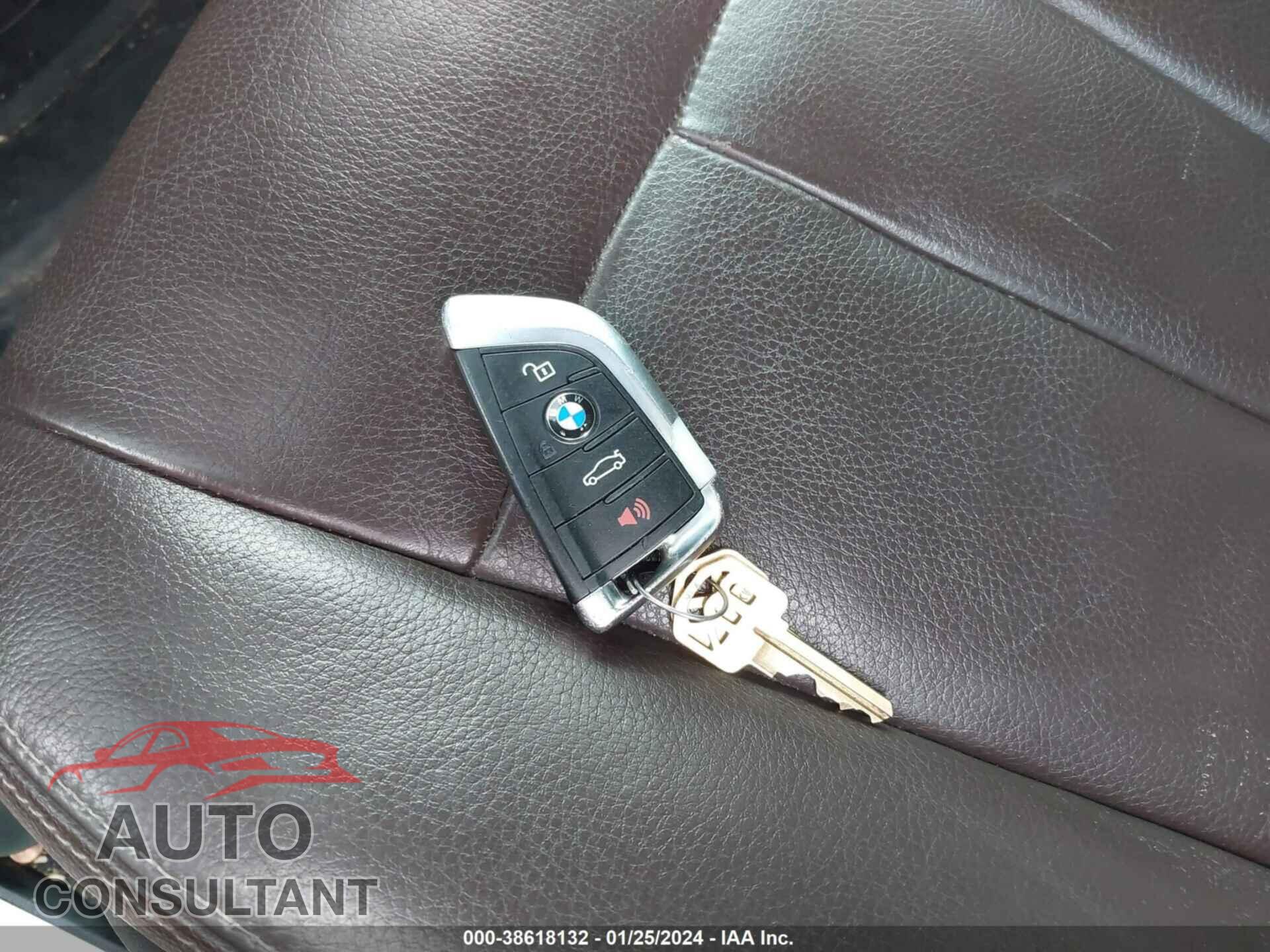 BMW X5 2016 - 5UXKR0C57G0P24248