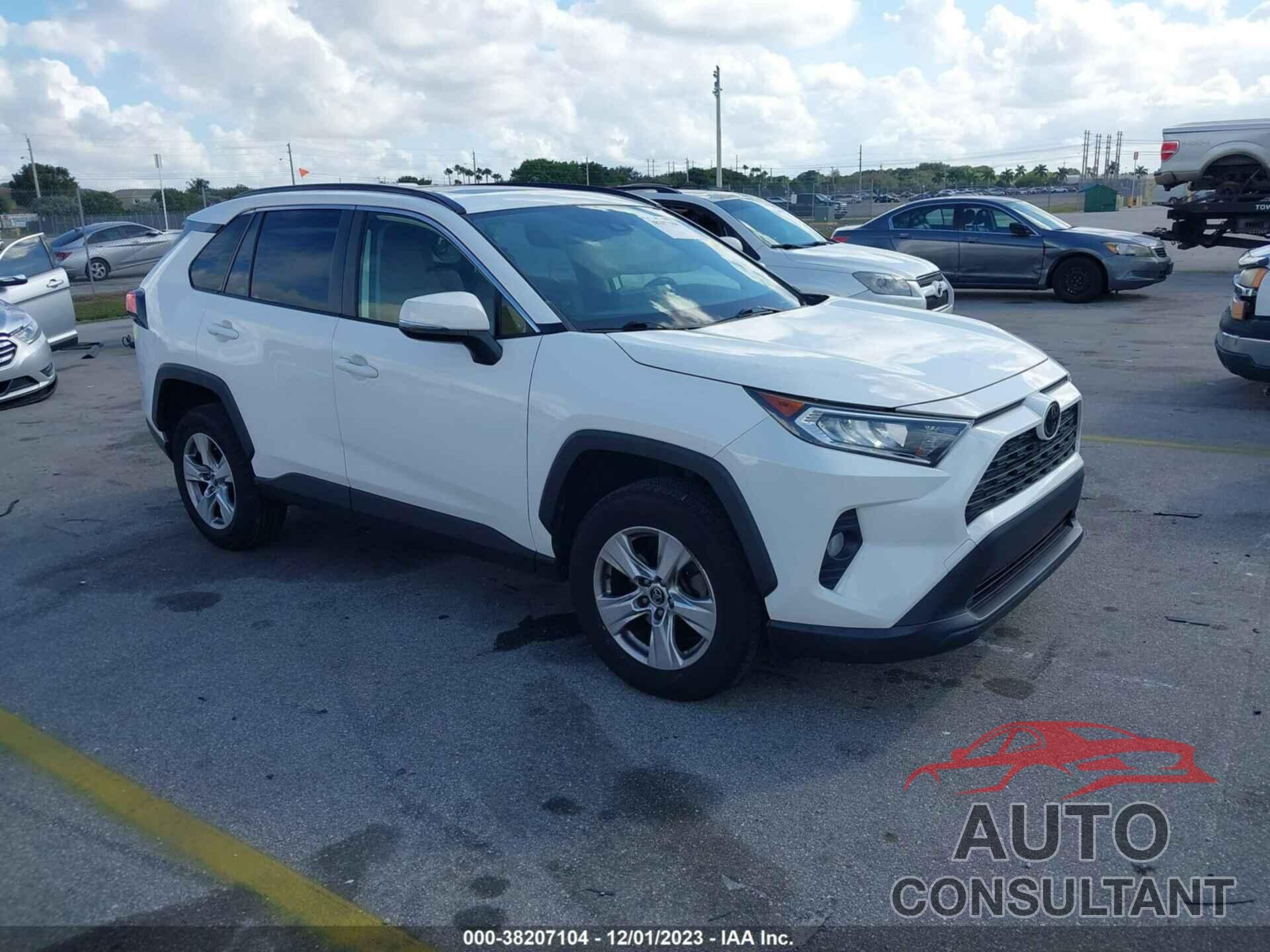 TOYOTA RAV4 2019 - JTMW1RFV8KD023648