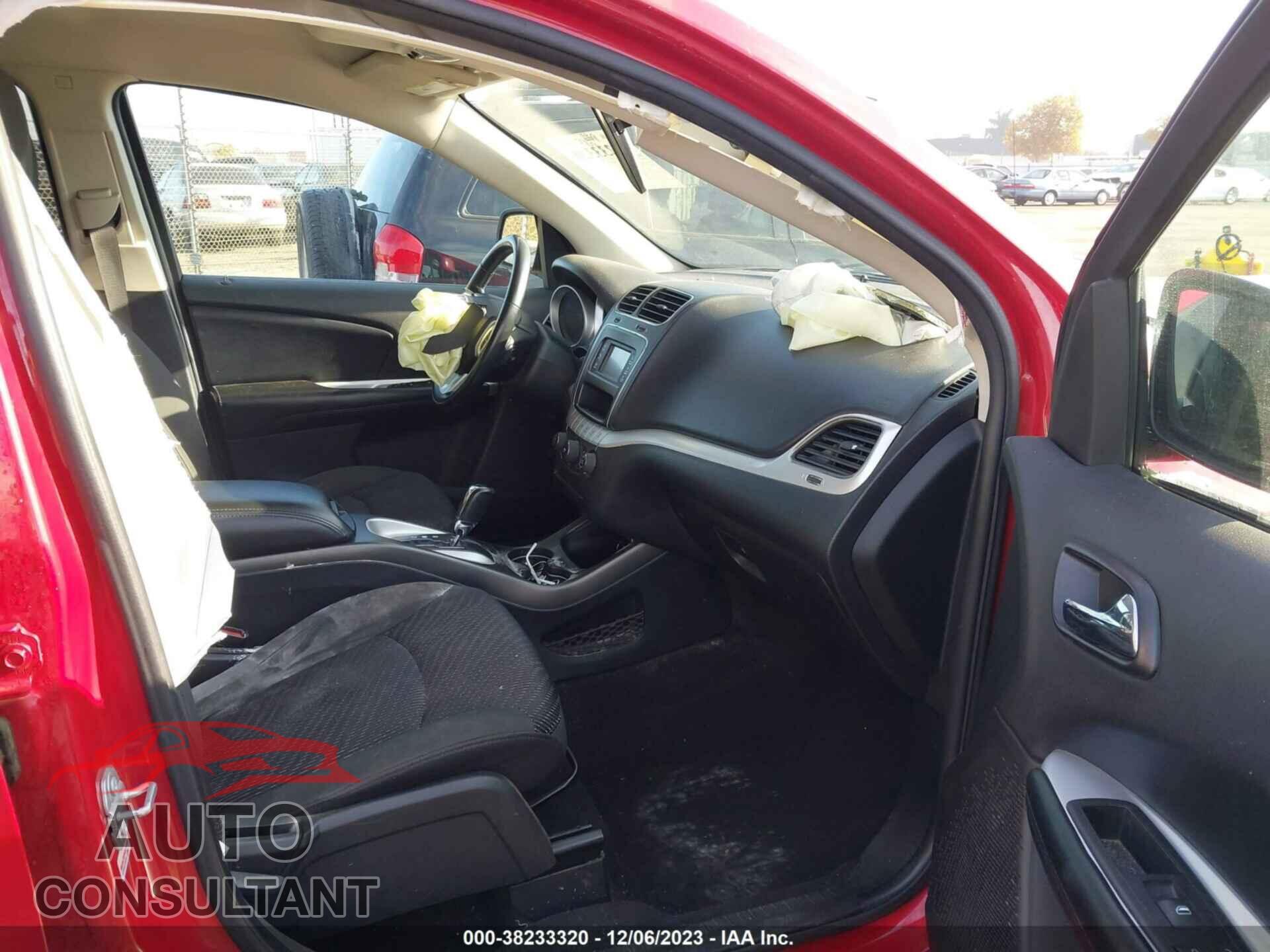 DODGE JOURNEY 2018 - 3C4PDCBB7JT305843