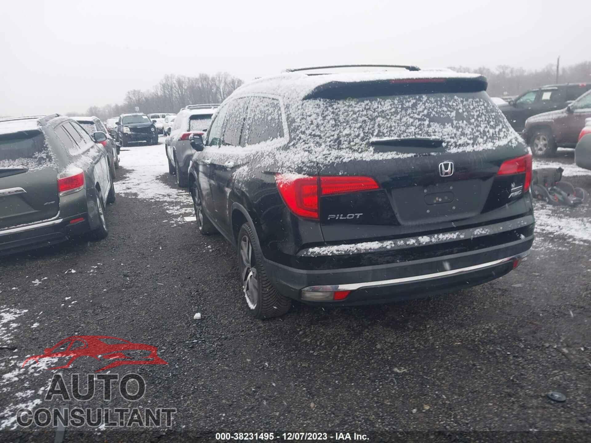 HONDA PILOT 2018 - 5FNYF6H91JB018405