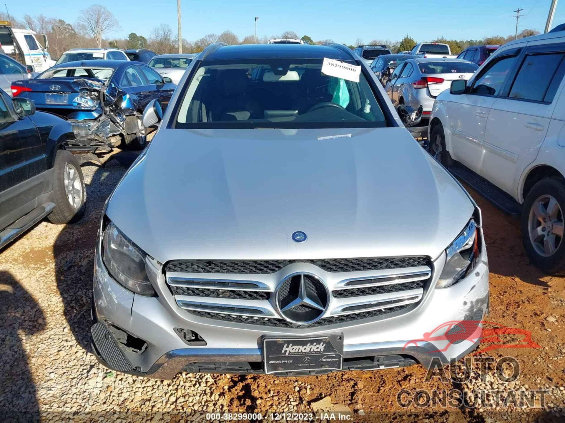 MERCEDES-BENZ GLC 300 2016 - WDC0G4KB7GF108487