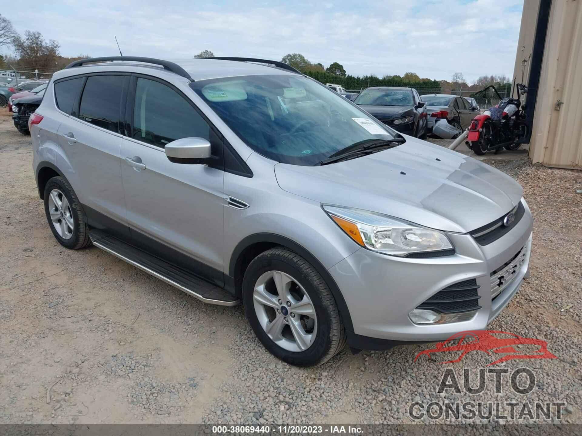 FORD ESCAPE 2016 - 1FMCU0GX1GUC72723