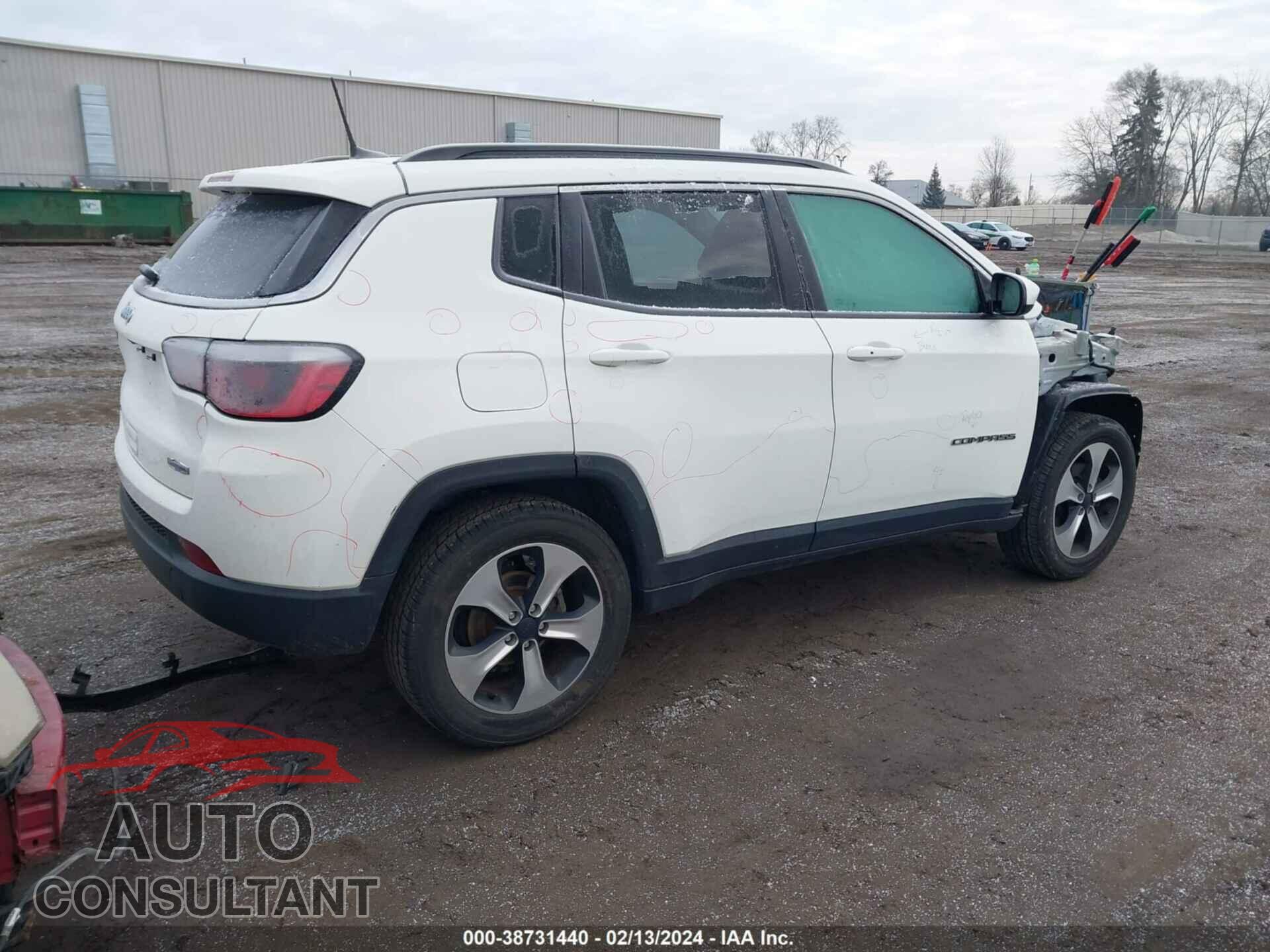 JEEP COMPASS 2018 - 3C4NJDBB5JT144480
