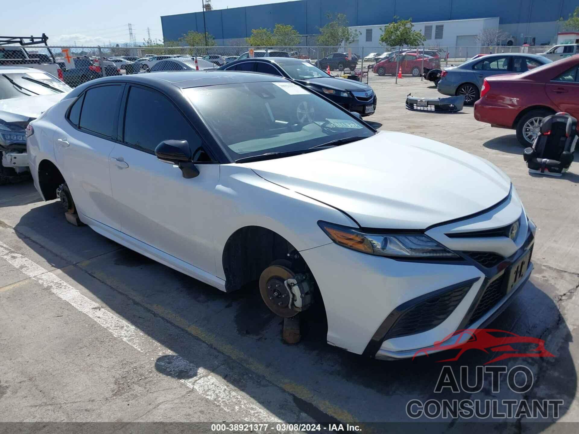 TOYOTA CAMRY 2023 - 4T1K61AK5PU095991