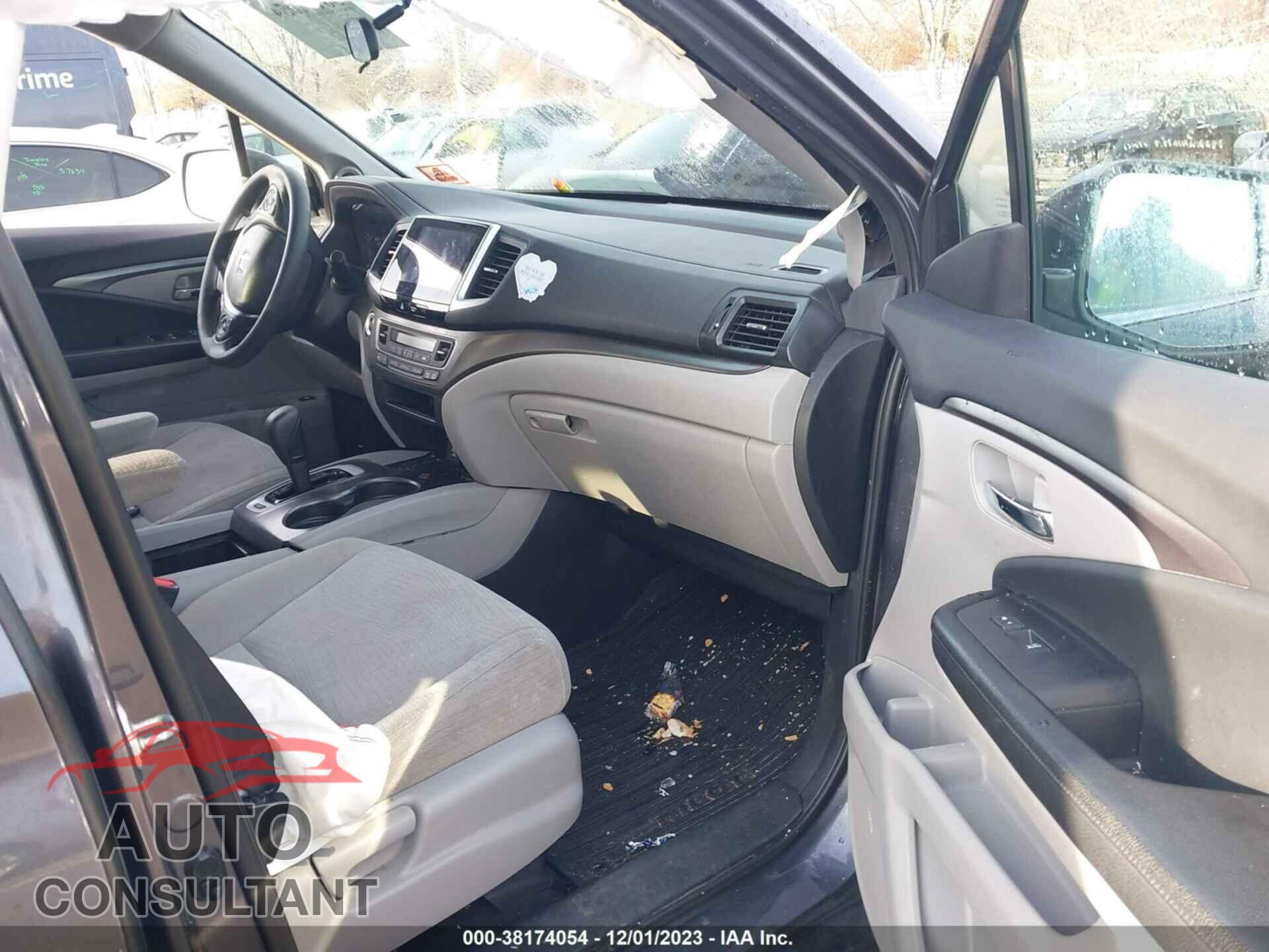 HONDA PILOT 2017 - 5FNYF6H39HB022336