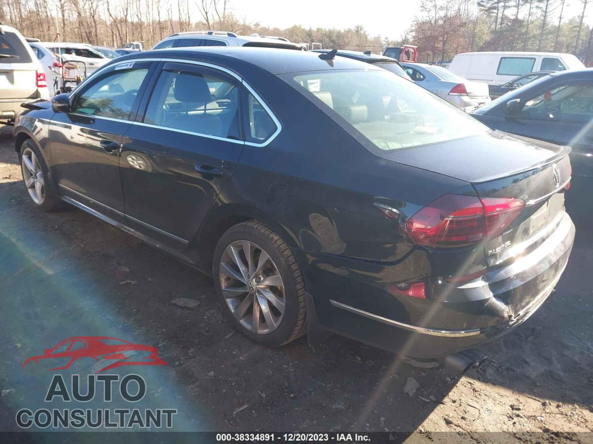VOLKSWAGEN PASSAT 2017 - 1VWCM7A32HC053308