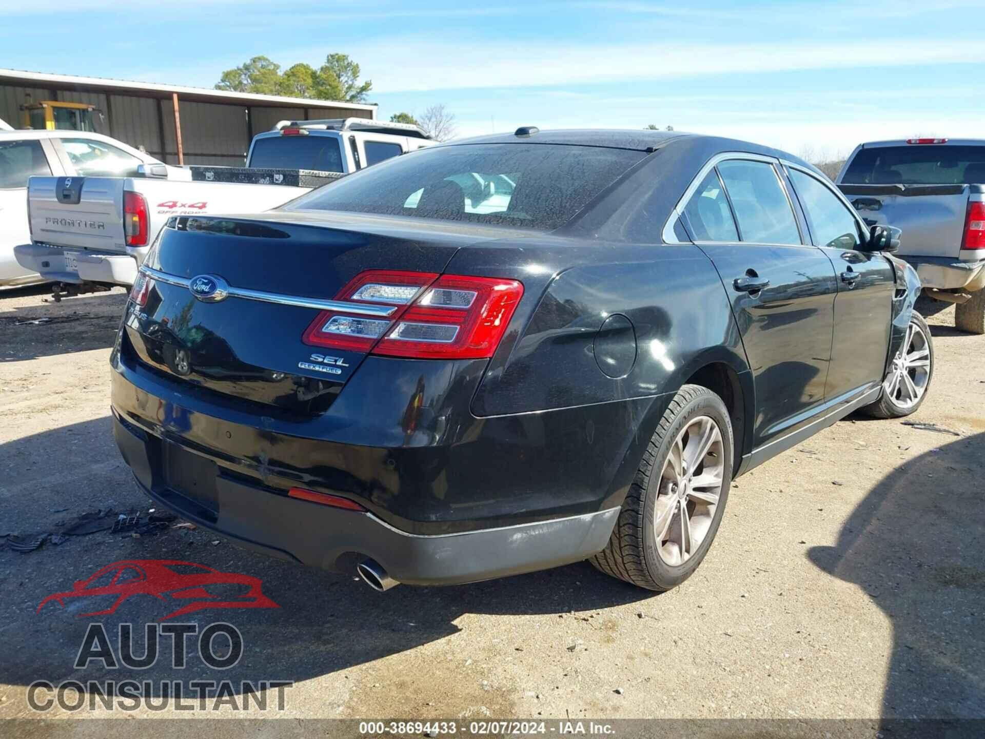 FORD TAURUS 2016 - 1FAHP2E86GG116240