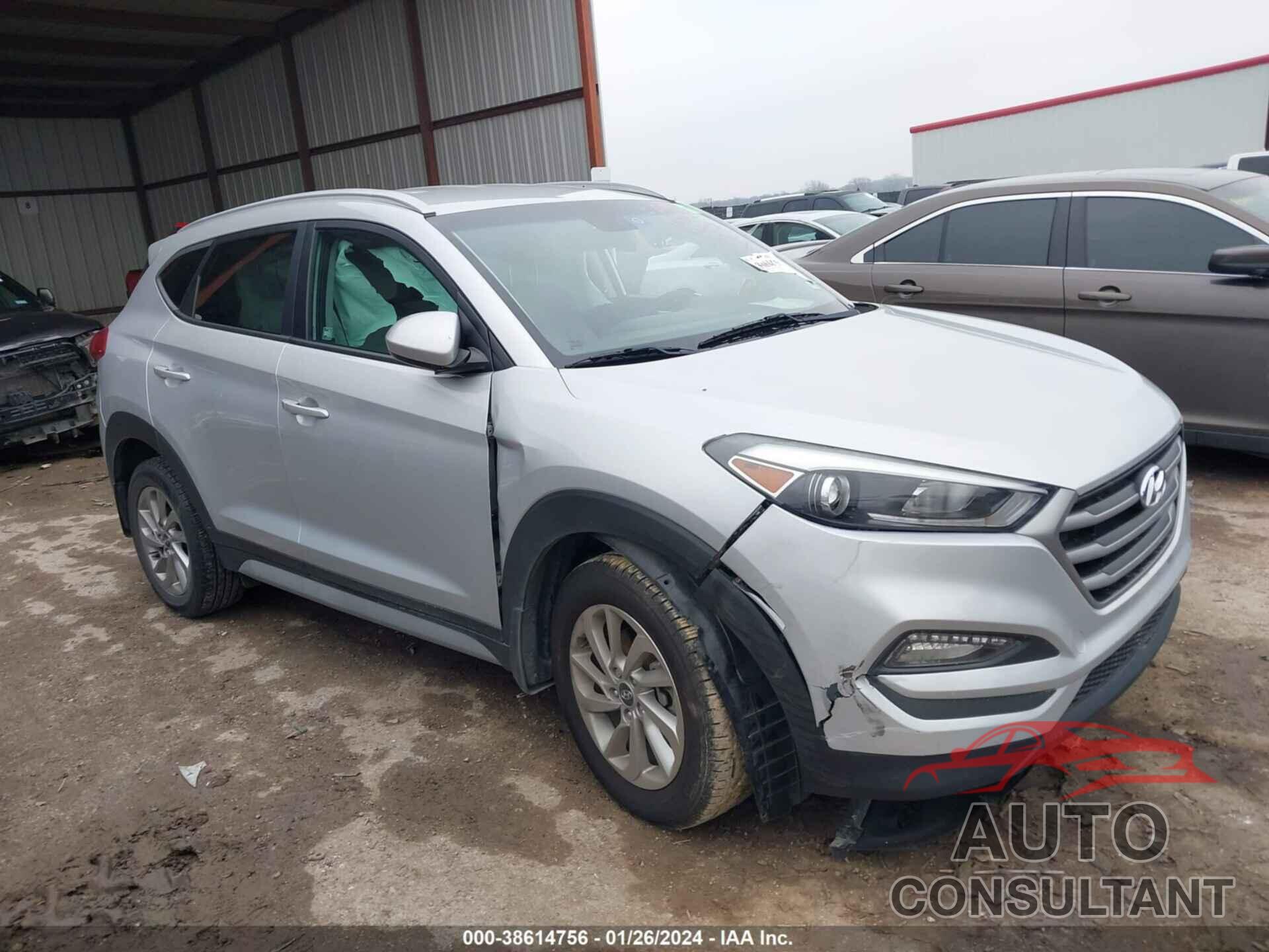 HYUNDAI TUCSON 2018 - KM8J33A41JU783415