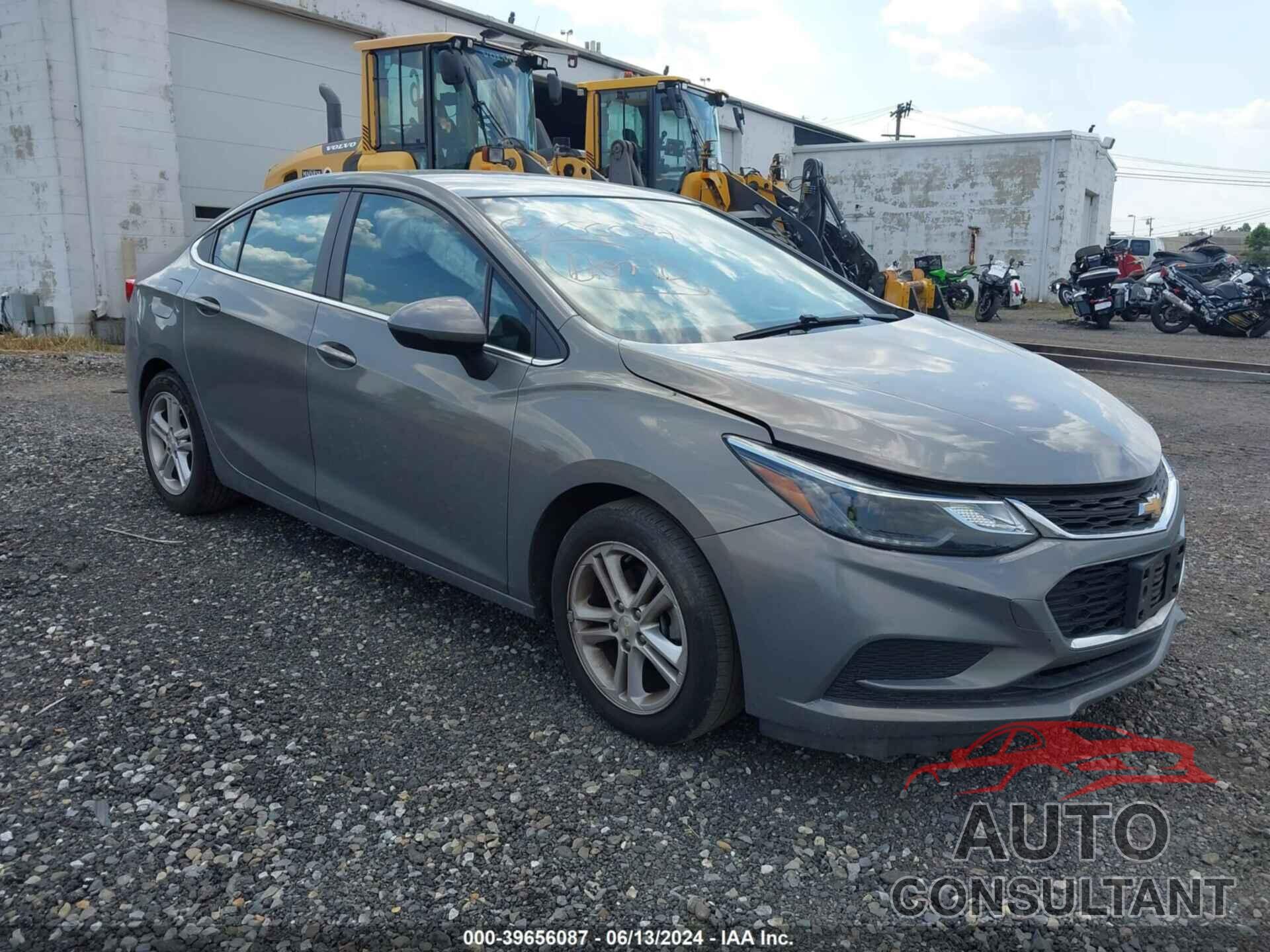 CHEVROLET CRUZE 2017 - 1G1BE5SM2H7275386