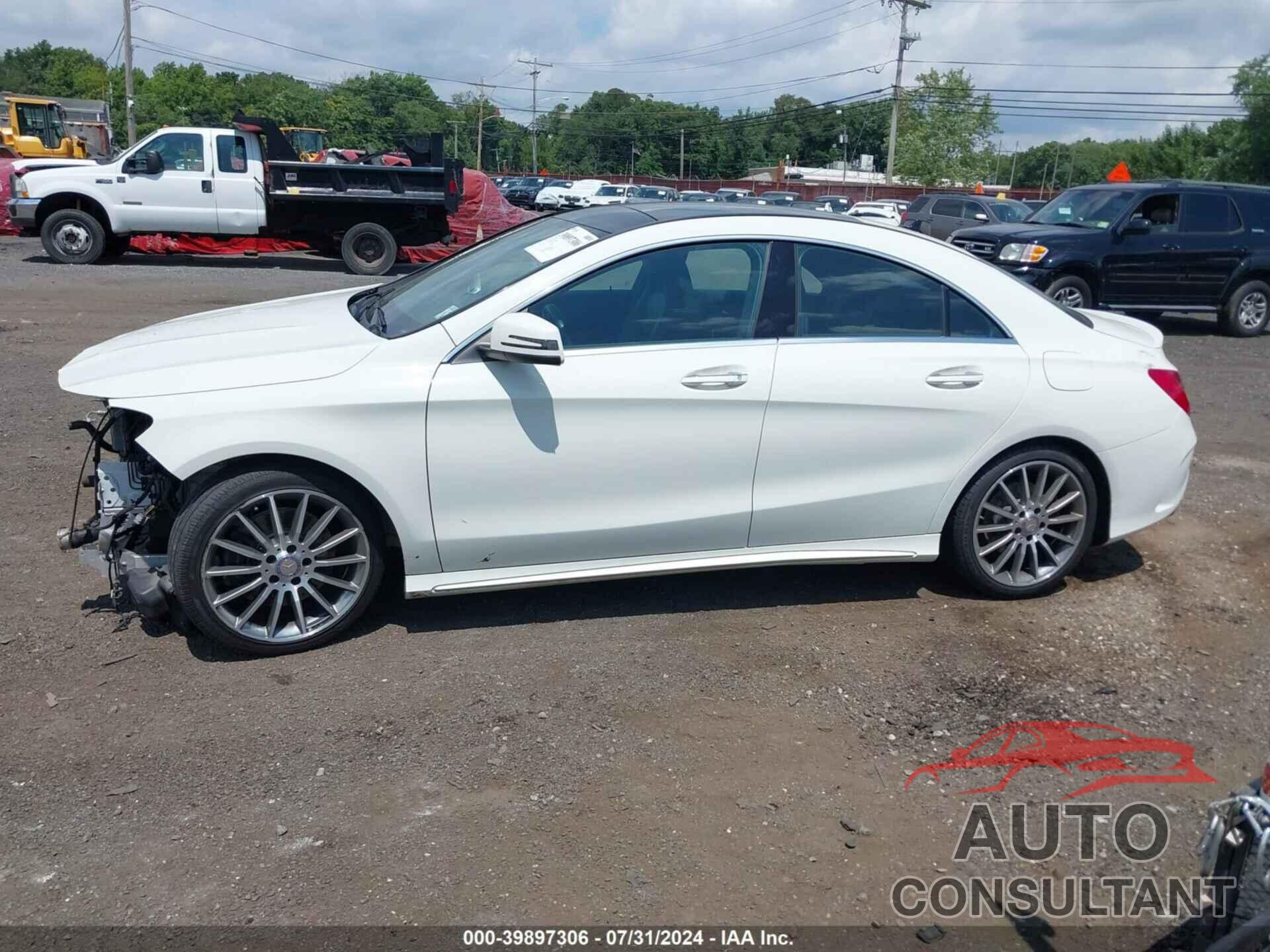 MERCEDES-BENZ CLA 250 2016 - WDDSJ4GB6GN313674