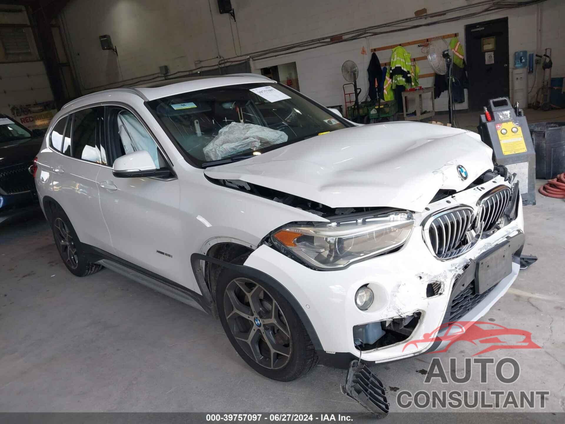 BMW X1 2017 - WBXHT3C32H5F80714