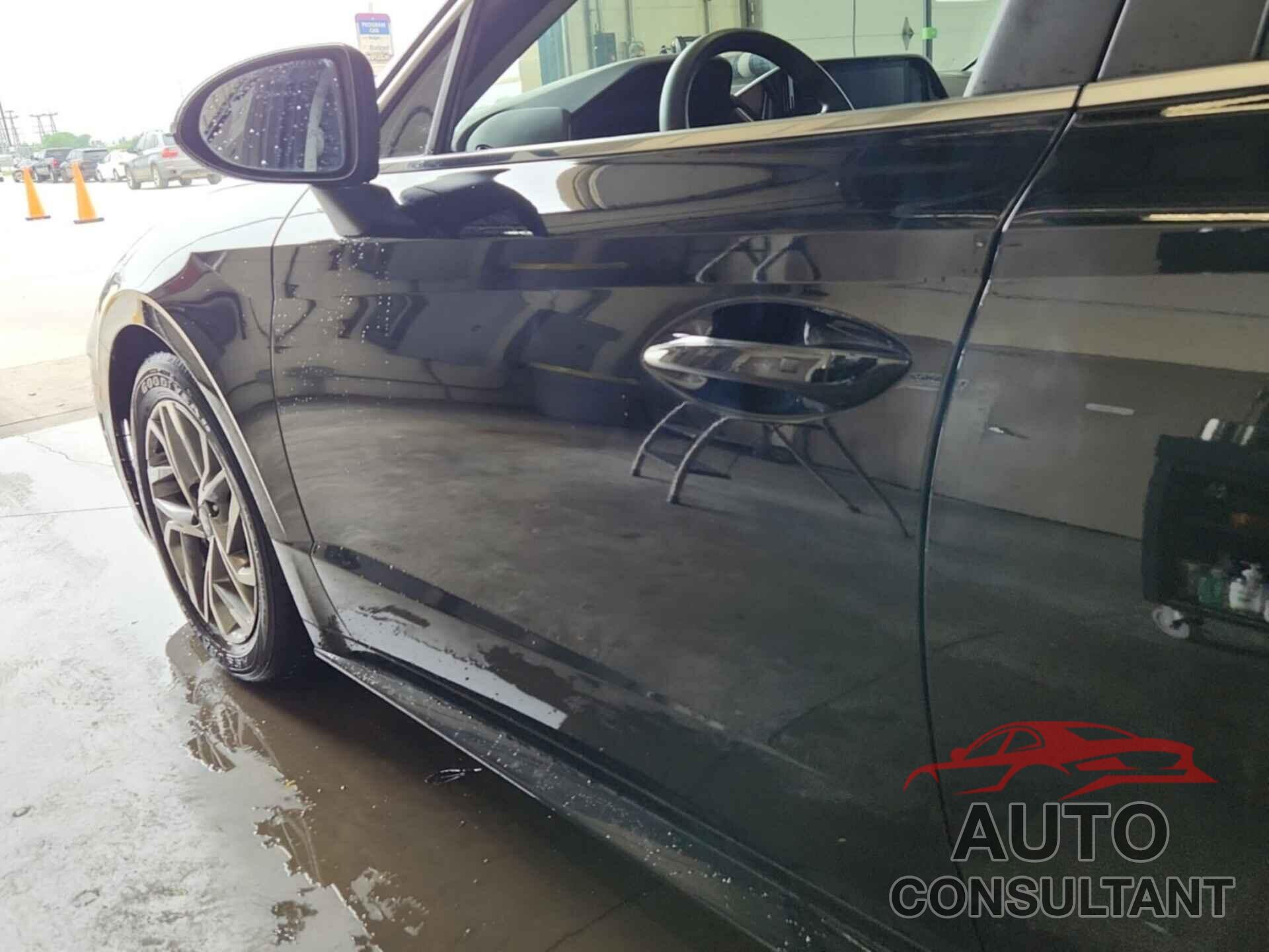 HYUNDAI SONATA 2021 - KMHL64JA4MA160808