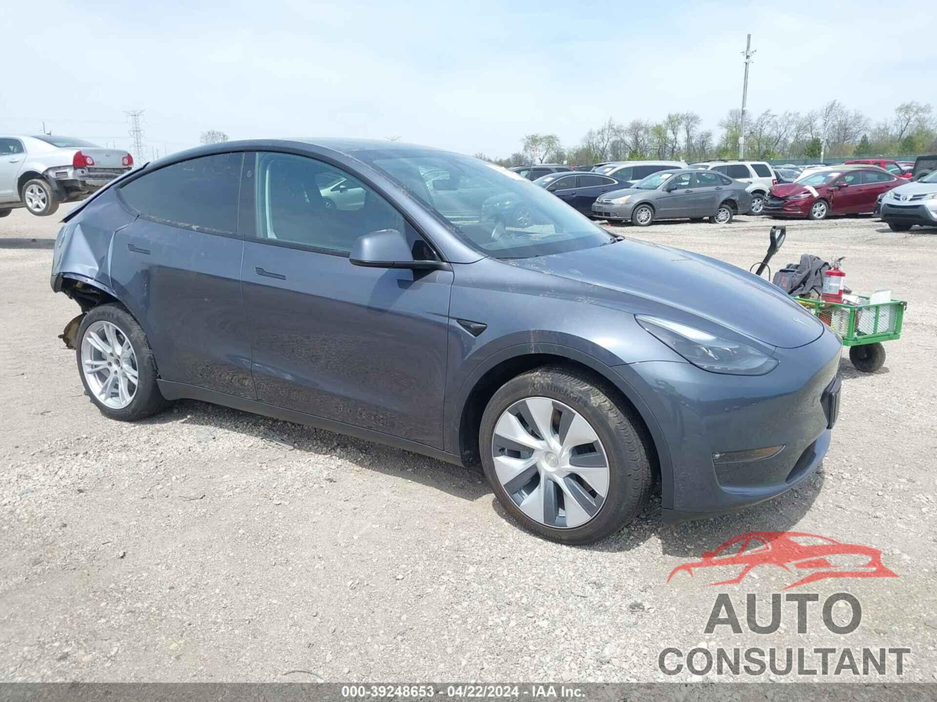 TESLA MODEL Y 2023 - 7SAYGDEE9PF860746