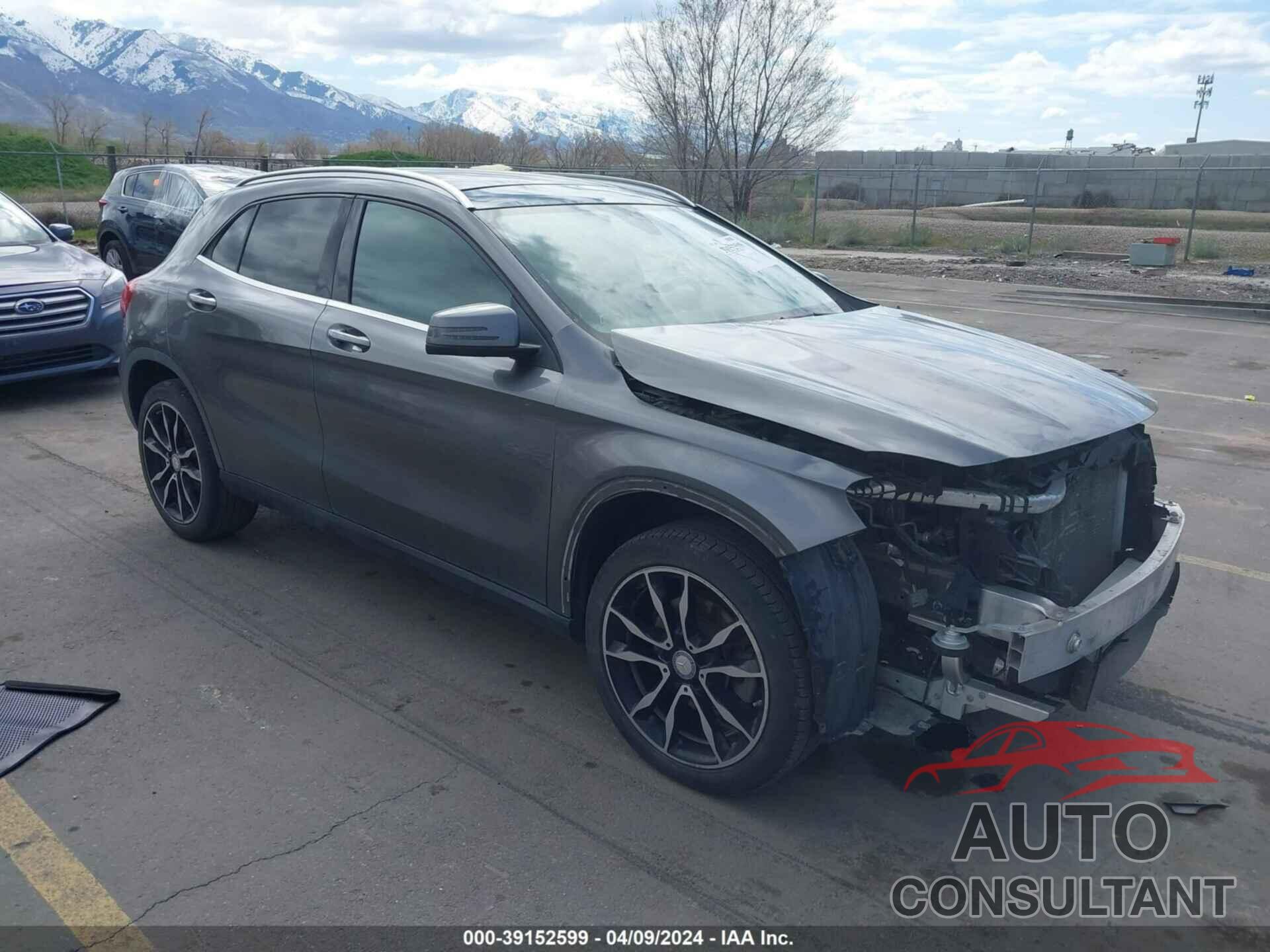 MERCEDES-BENZ GLA 250 2017 - WDCTG4GB2HJ364749