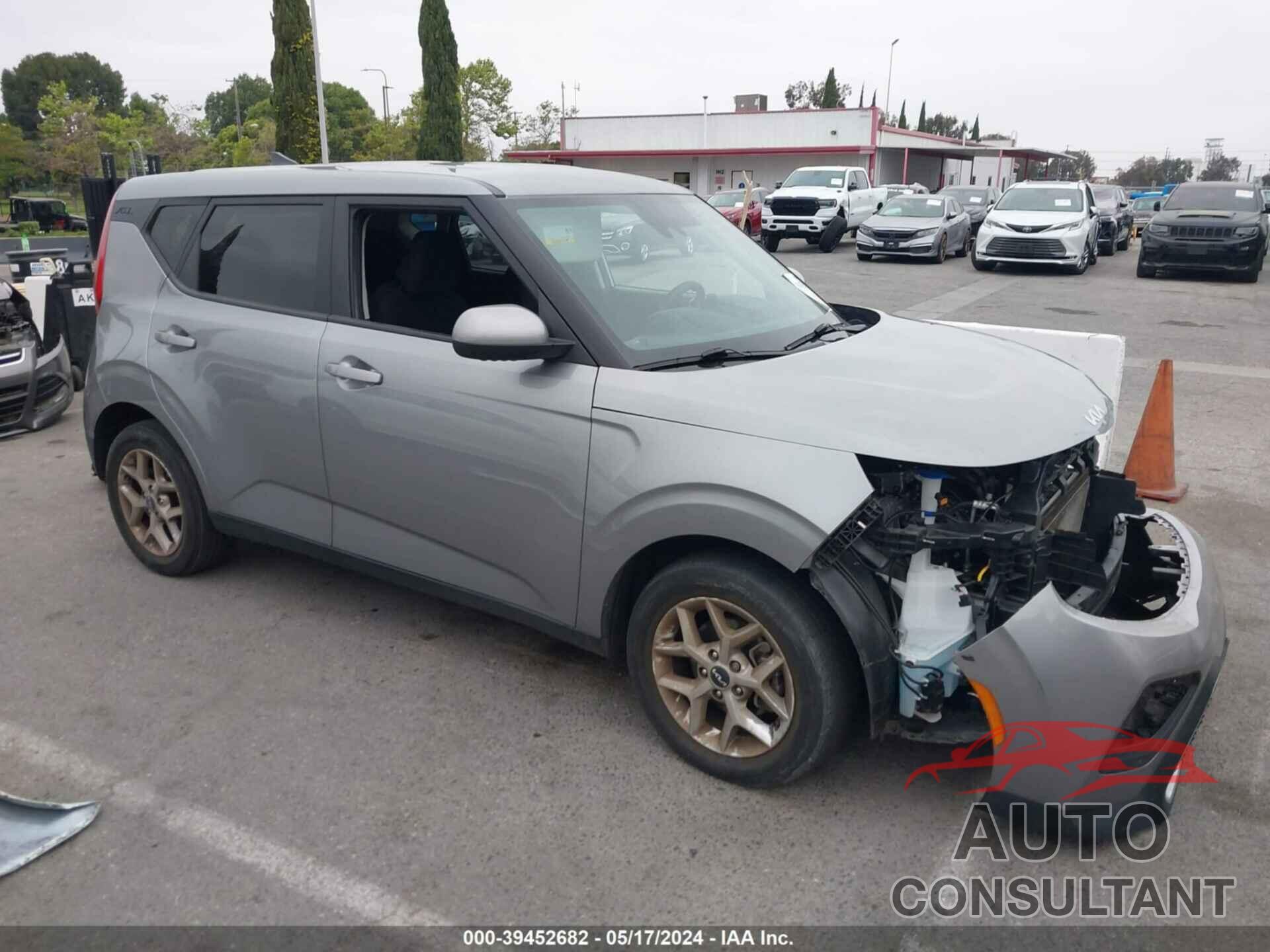 KIA SOUL 2022 - KNDJ23AU6N7813911
