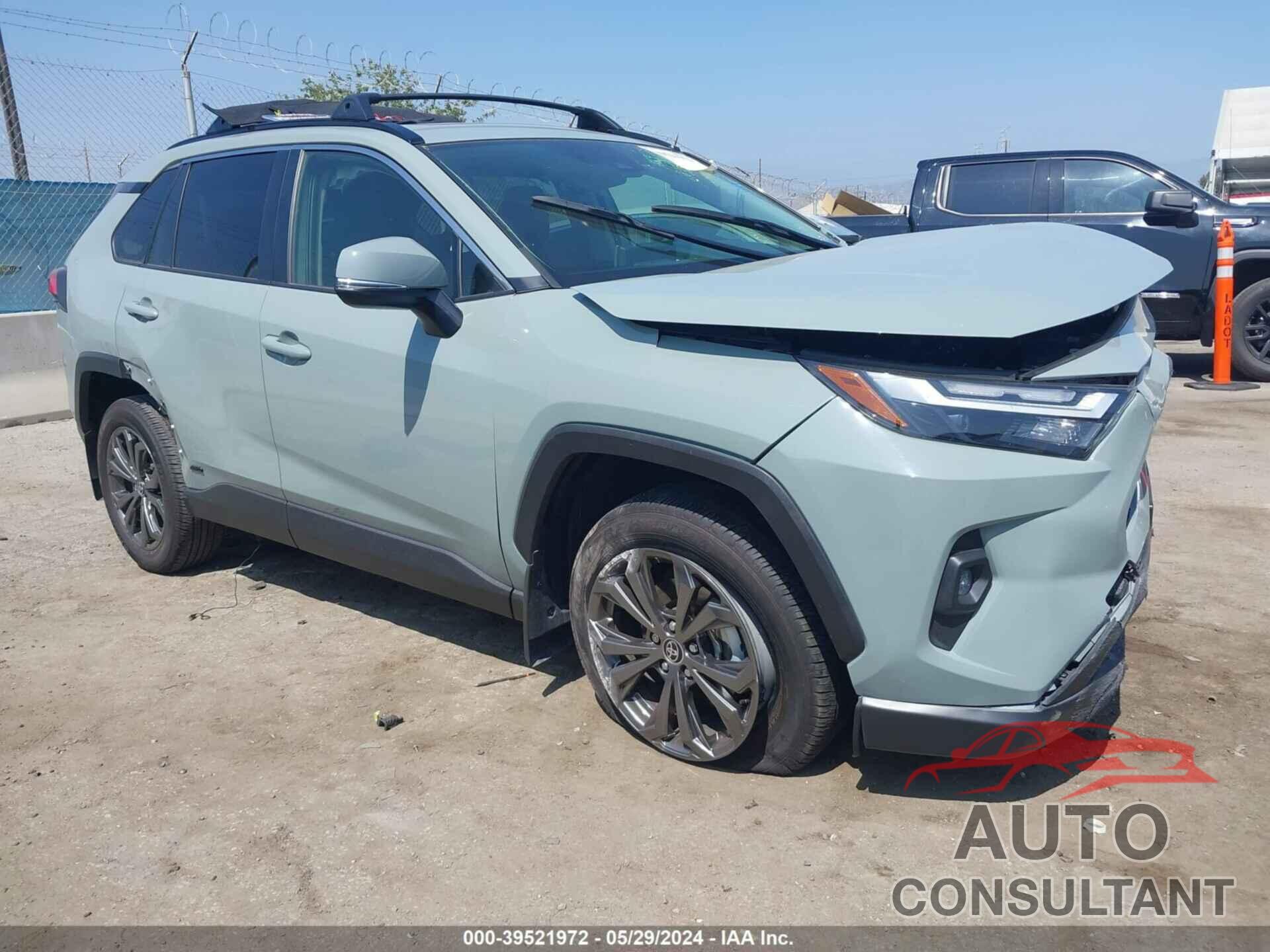 TOYOTA RAV4 2023 - JTMB6RFV8PD092282