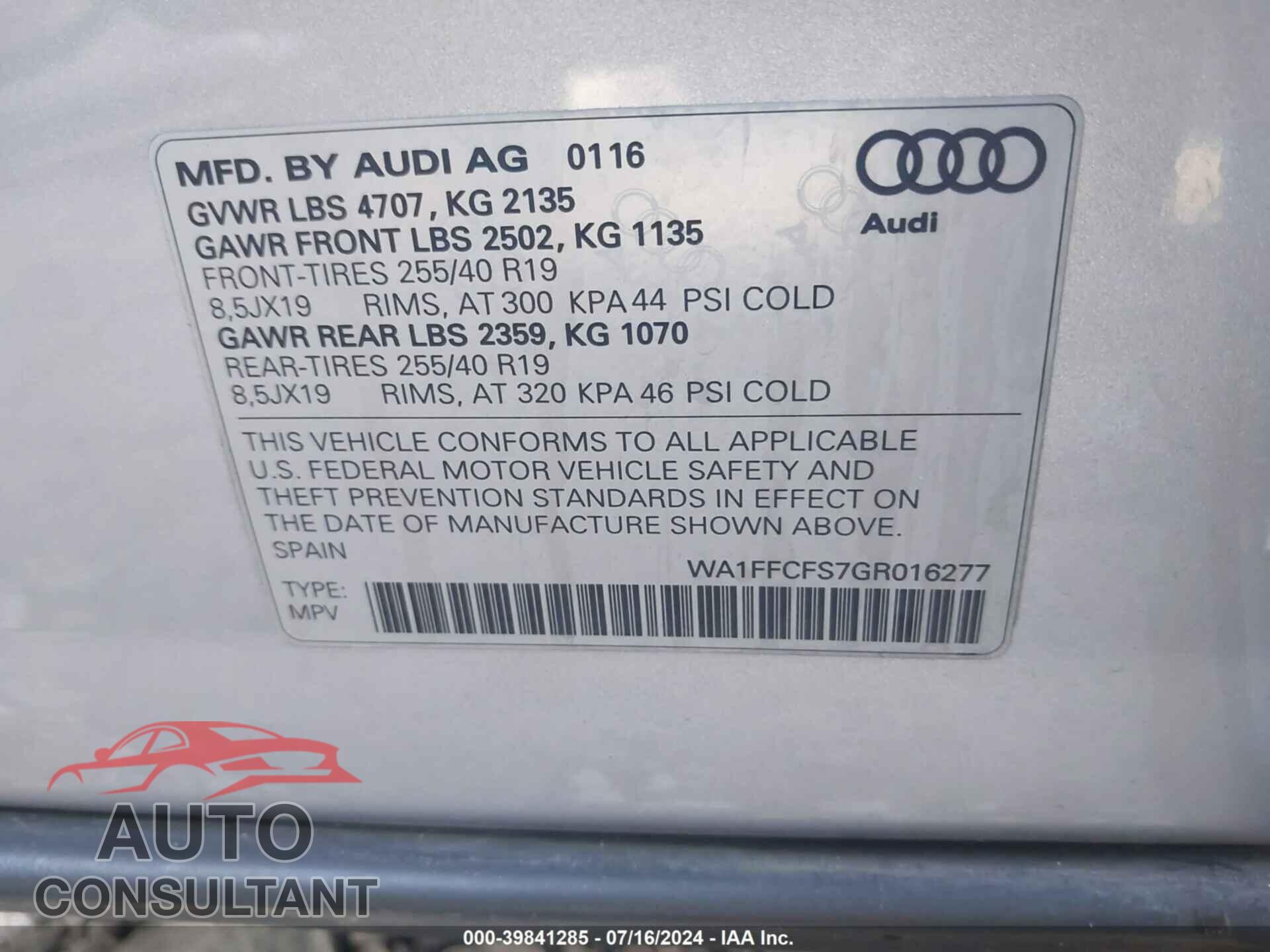 AUDI Q3 2016 - WA1FFCFS7GR016277
