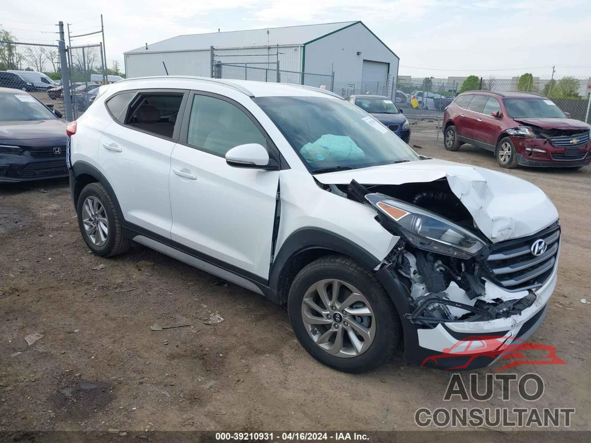 HYUNDAI TUCSON 2017 - KM8J33A25HU398433