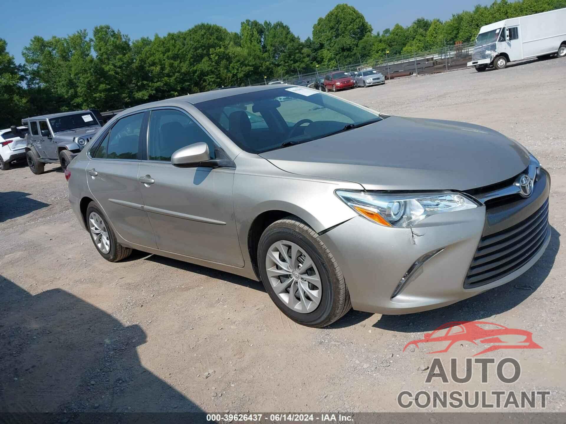 TOYOTA CAMRY 2016 - 4T4BF1FK9GR571898