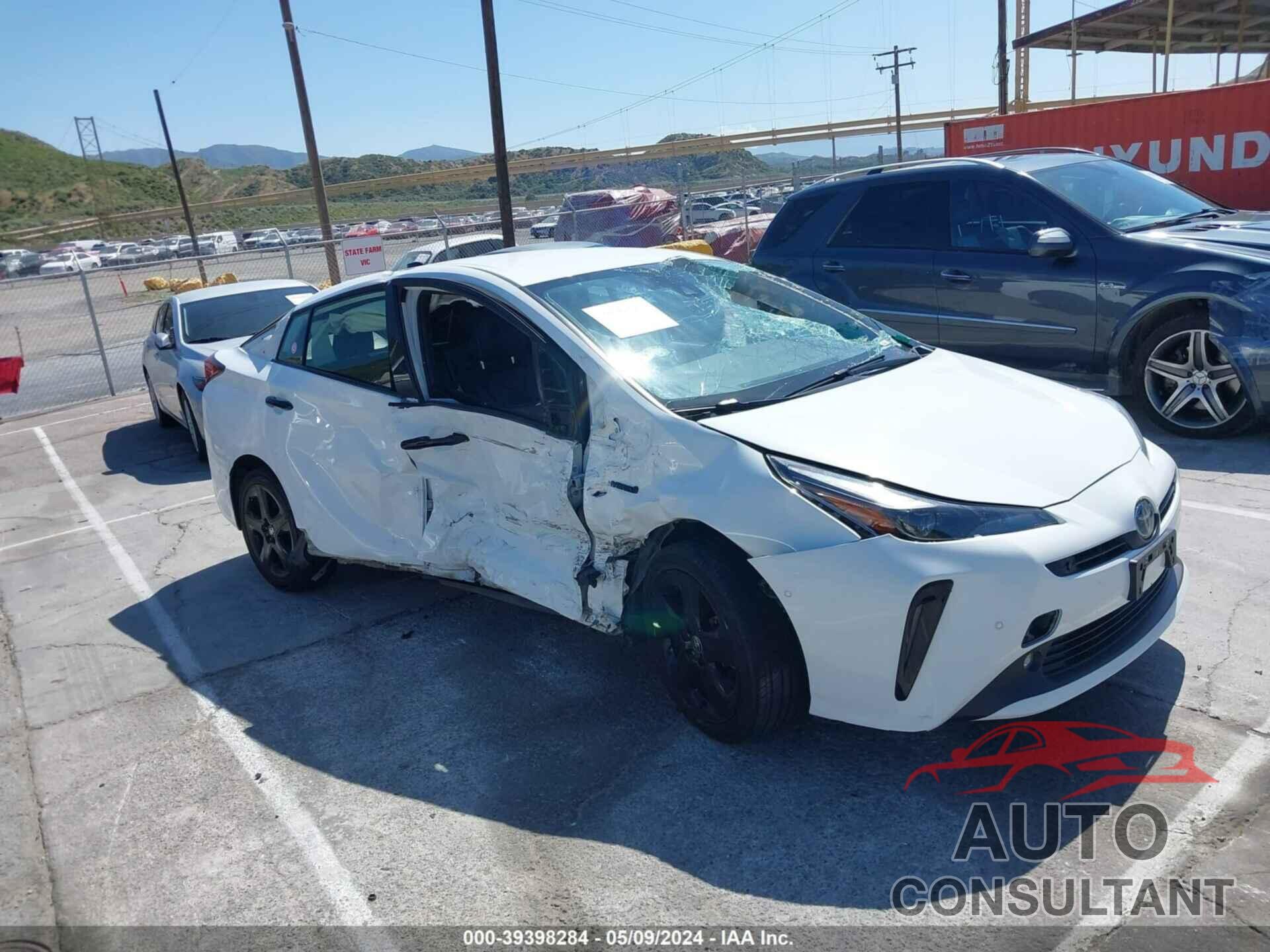 TOYOTA PRIUS 2022 - JTDKAMFU7N3168893