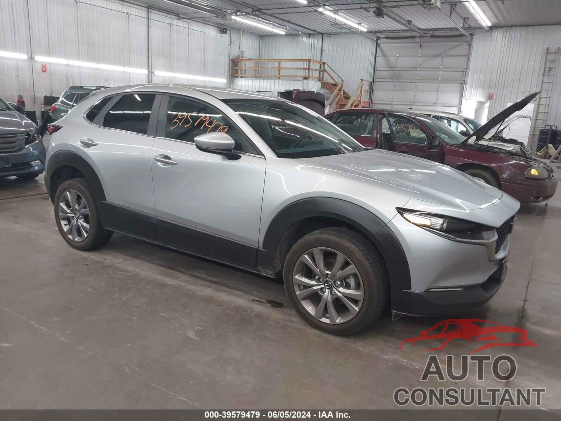 MAZDA CX-30 2020 - 3MVDMBDL9LM122345