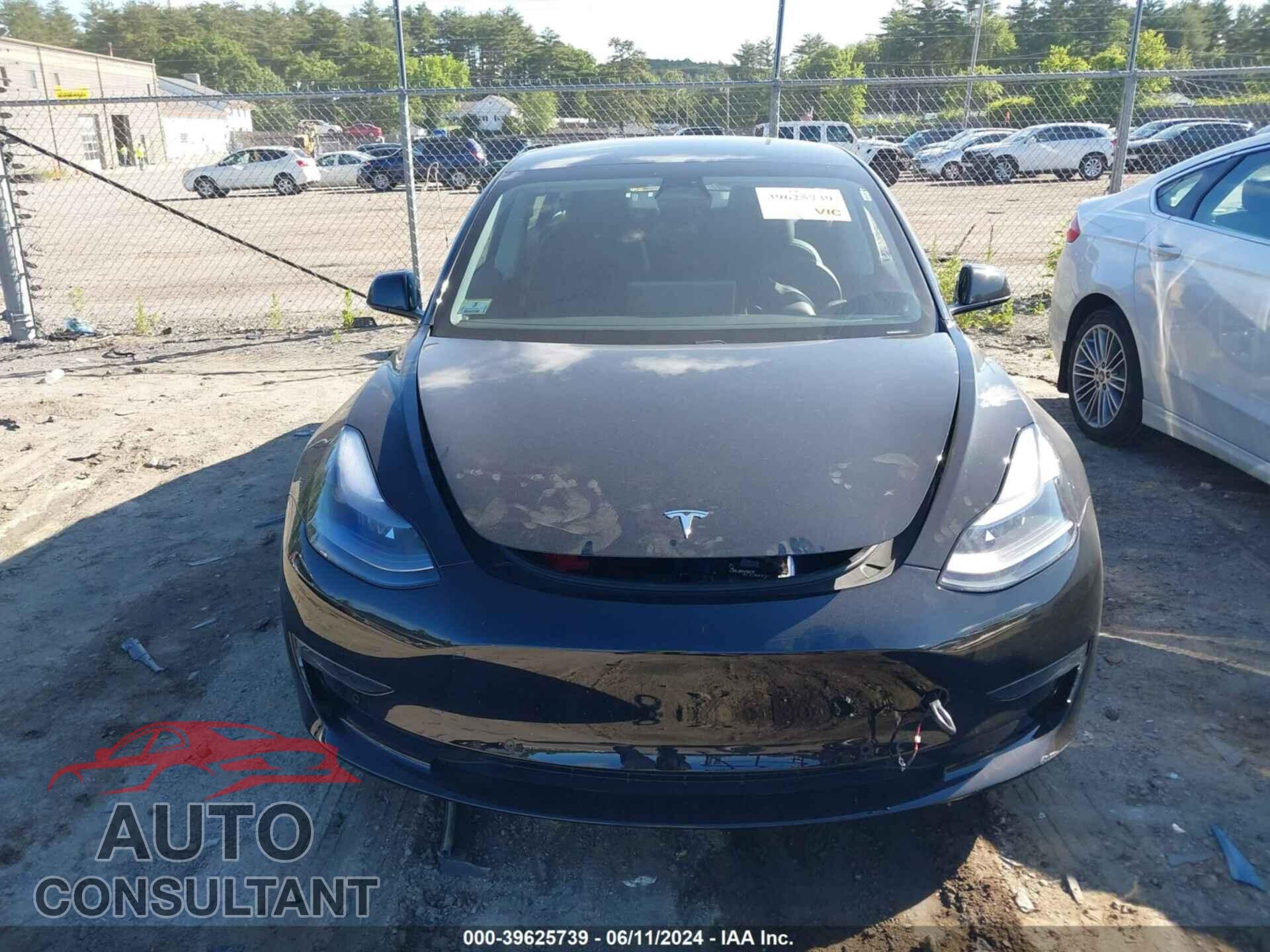TESLA MODEL 3 2021 - 5YJ3E1EB8MF869449