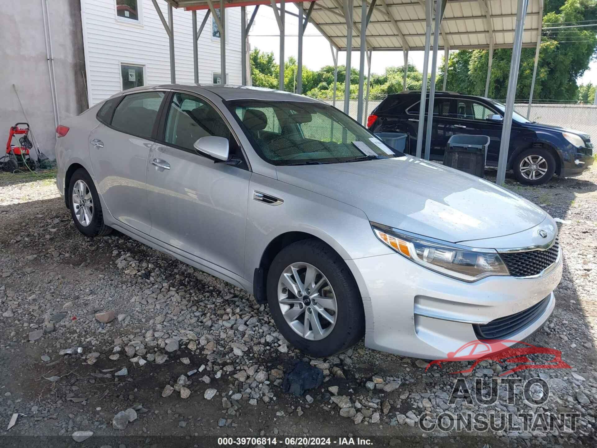 KIA OPTIMA 2017 - KNAGT4L33H5149971