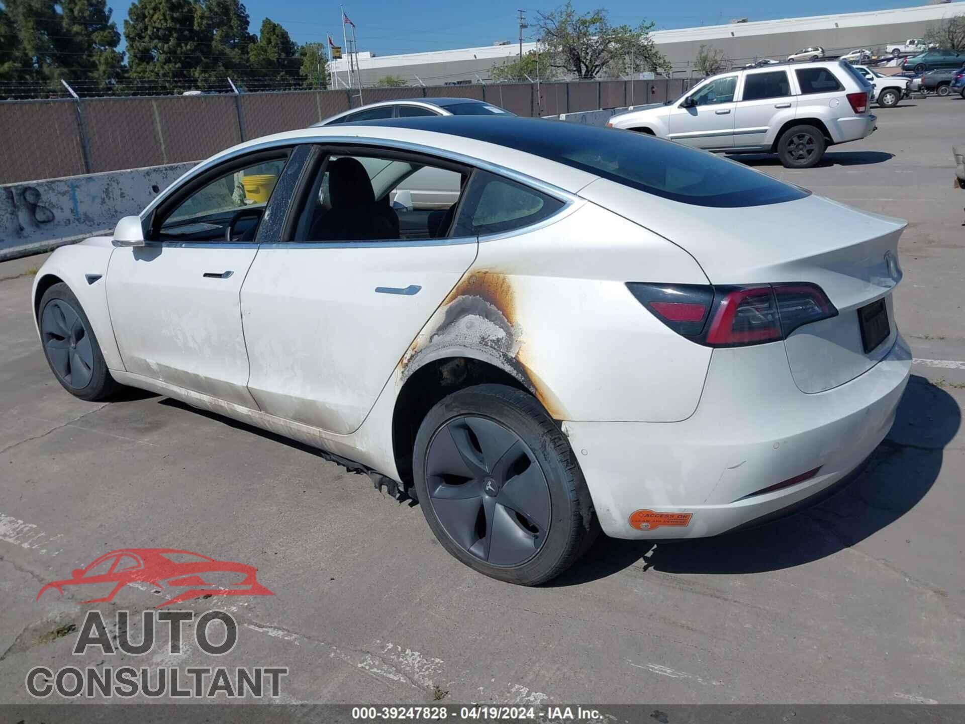 TESLA MODEL 3 2019 - 5YJ3E1EA2KF484246